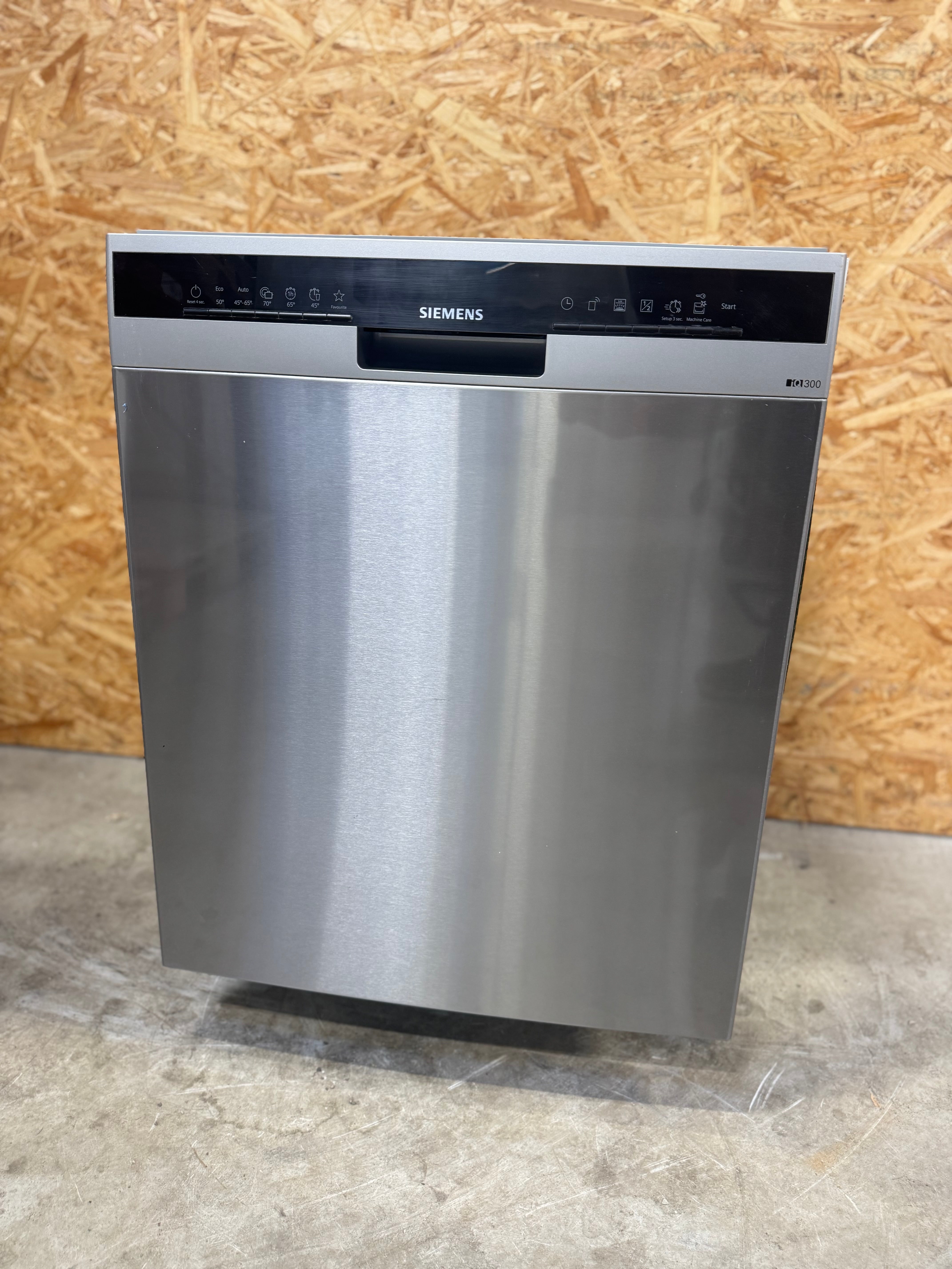 Siemens iQ300 opvaskemaskine SN43HI88CS - D16500
