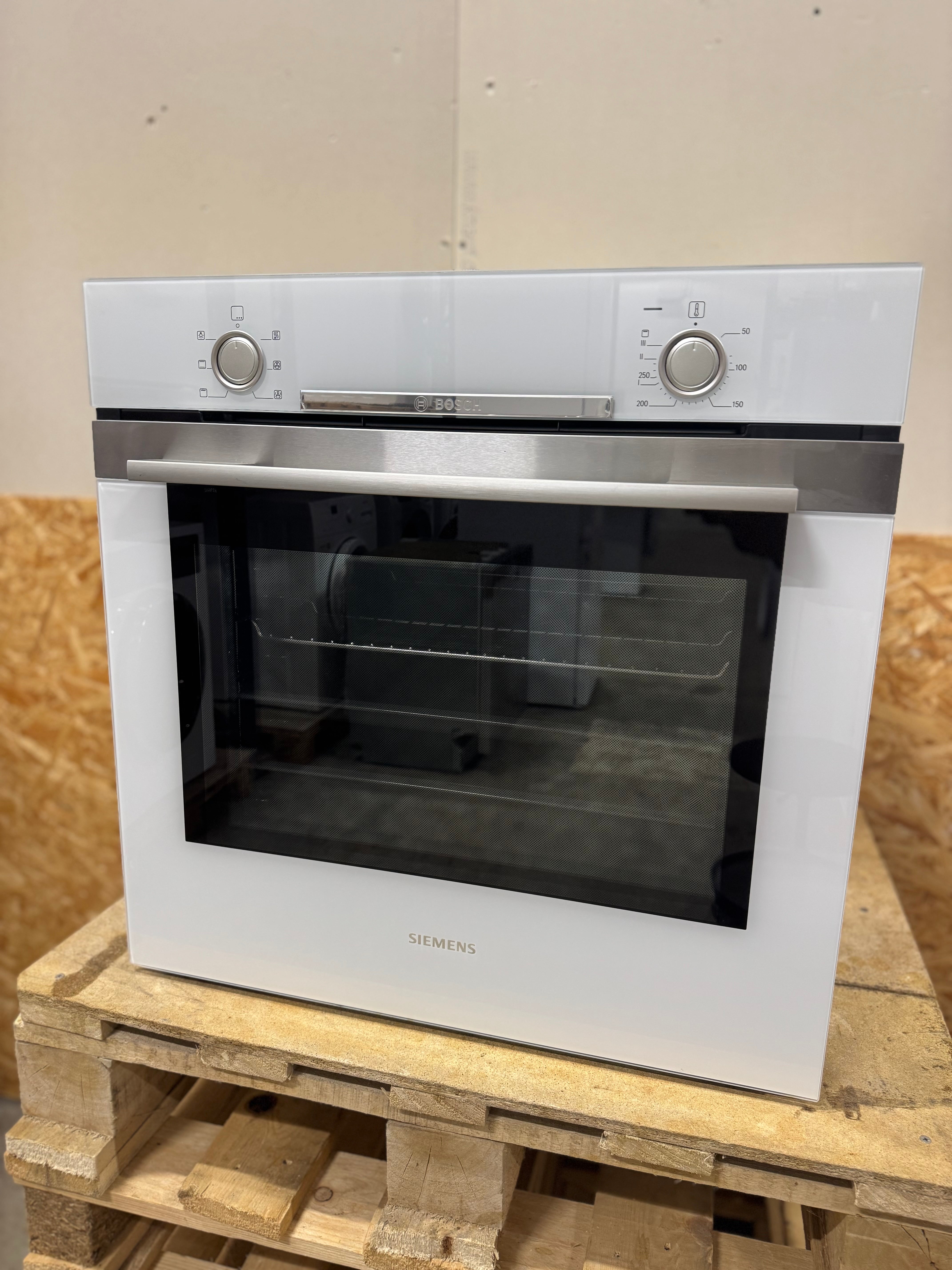 Bosch indbygningsovn HBA530BW0S - D13343