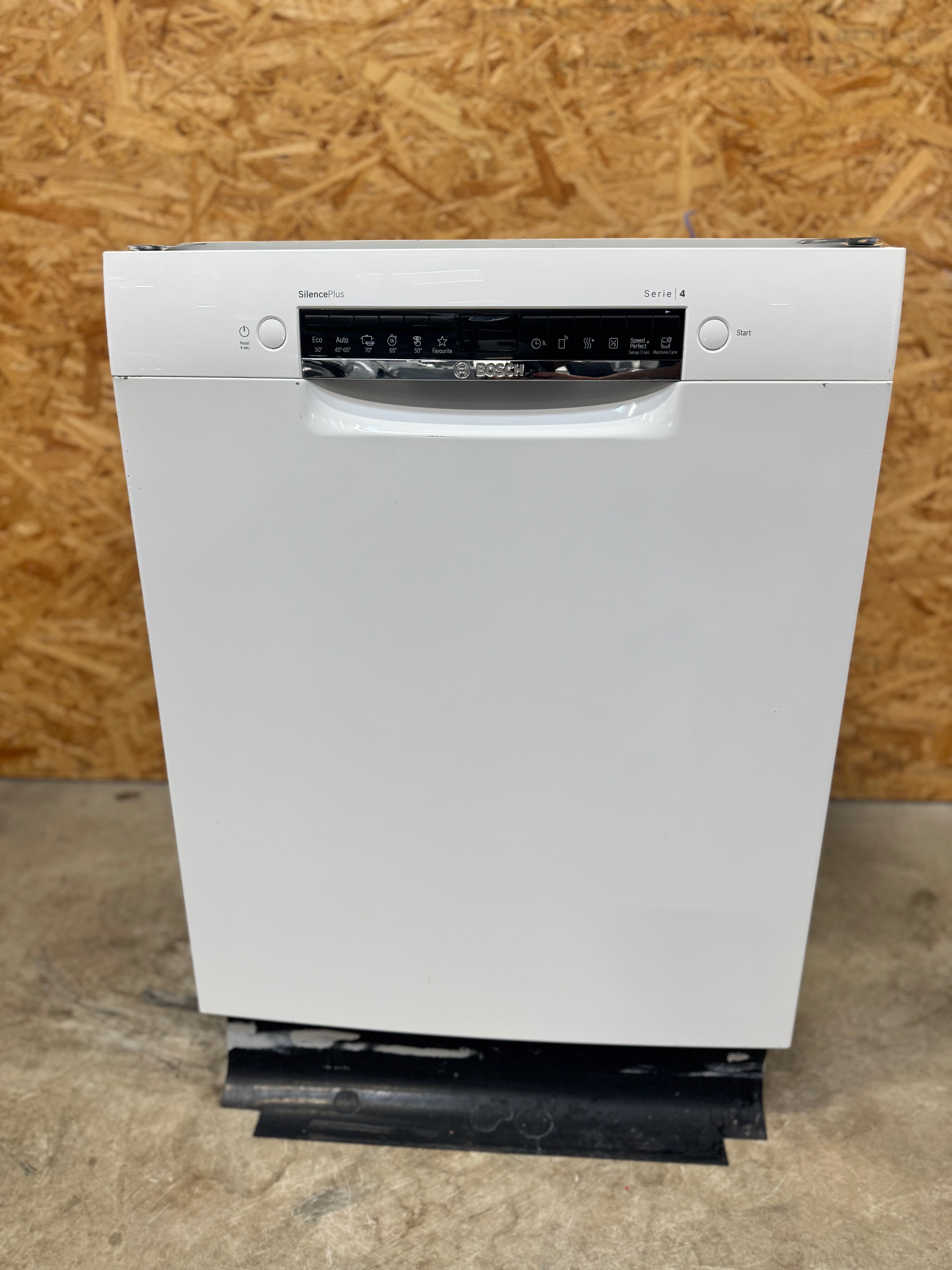 Bosch Series 4 opvaskemaskine SMU4HVW72S - D16062