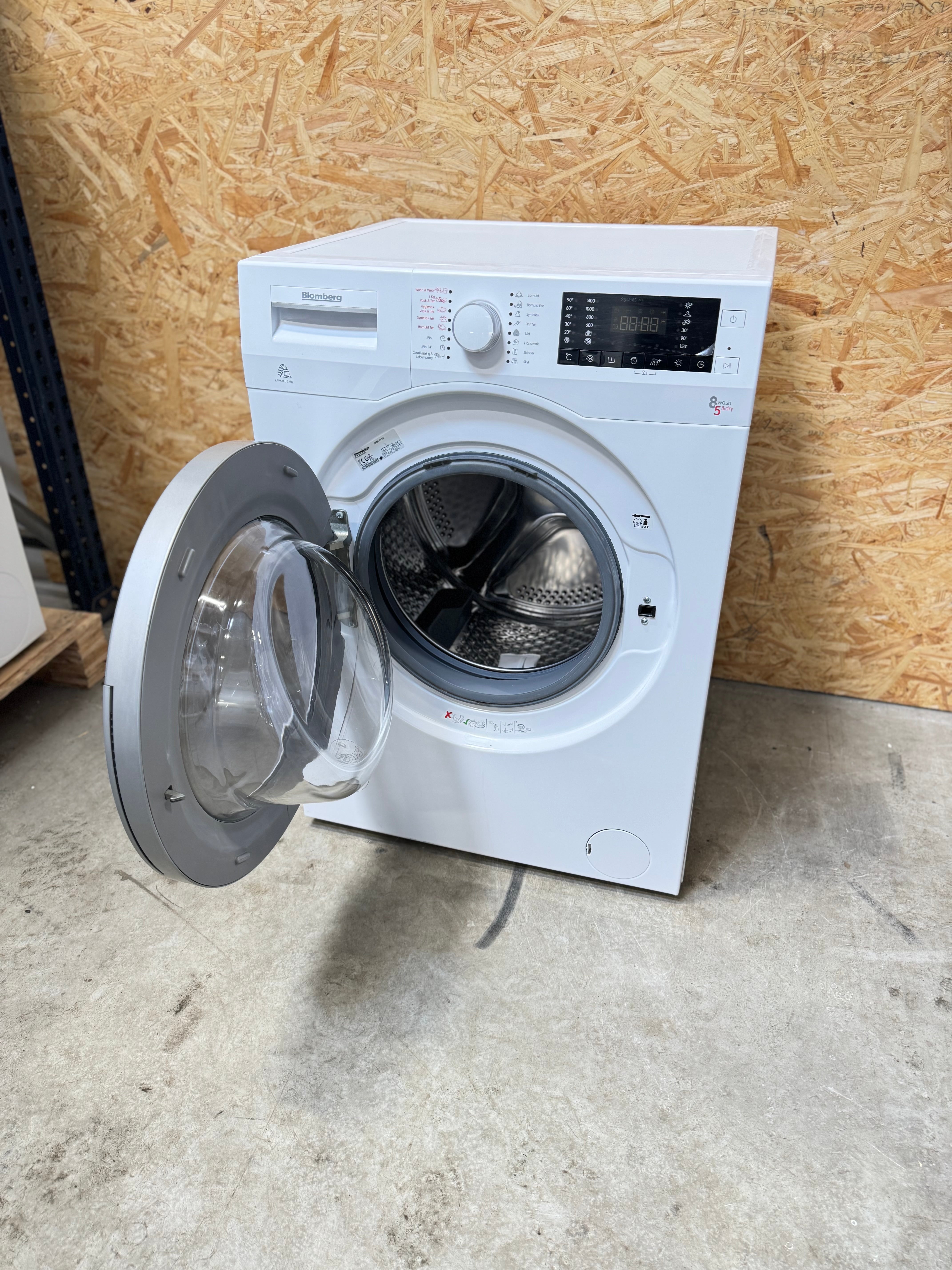 Blomberg vaske/tørremaskine BWD384W0 - D11080