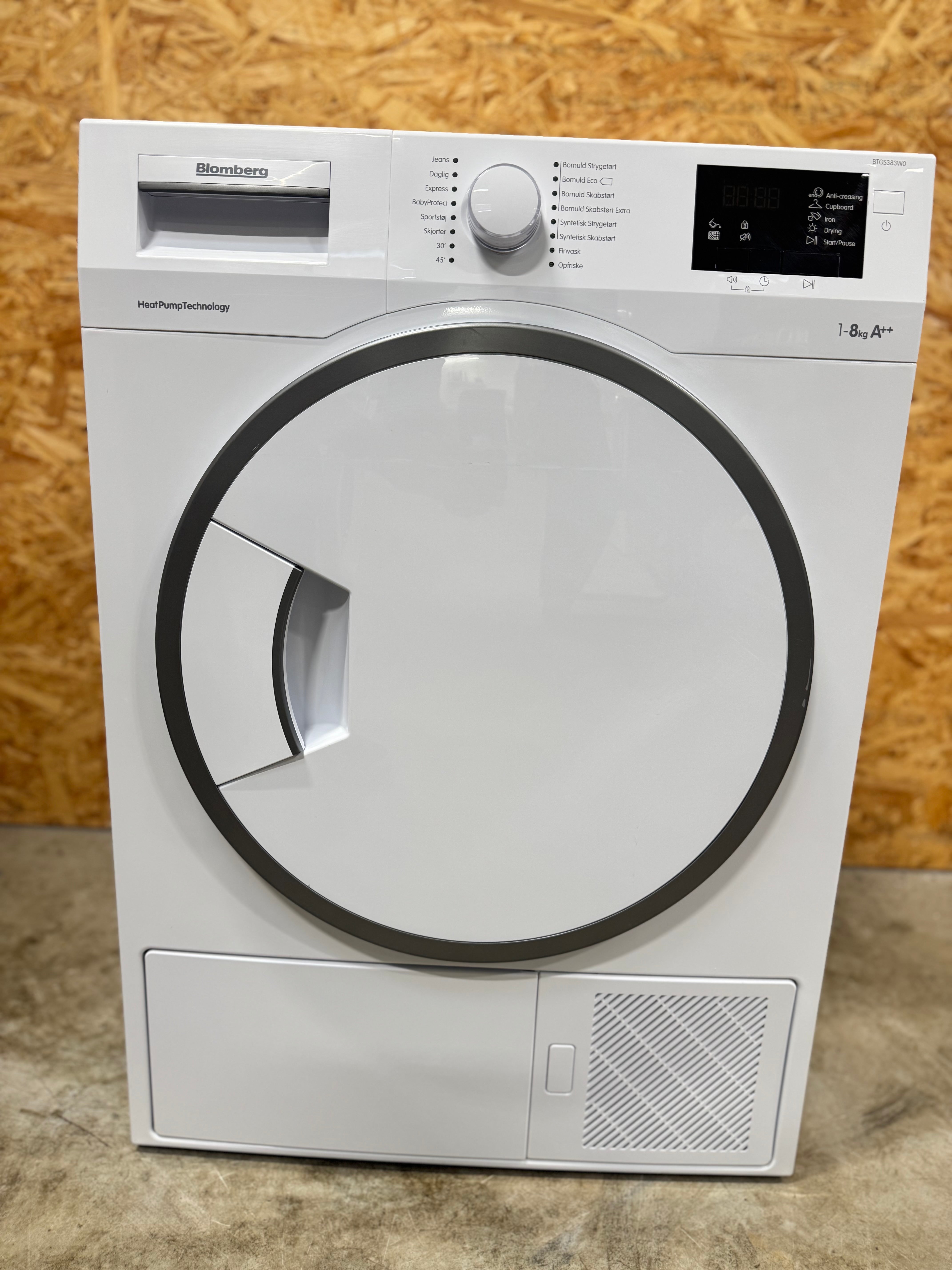 Blomberg Kondenstørretumbler 	BTGS383W0 - D17334
