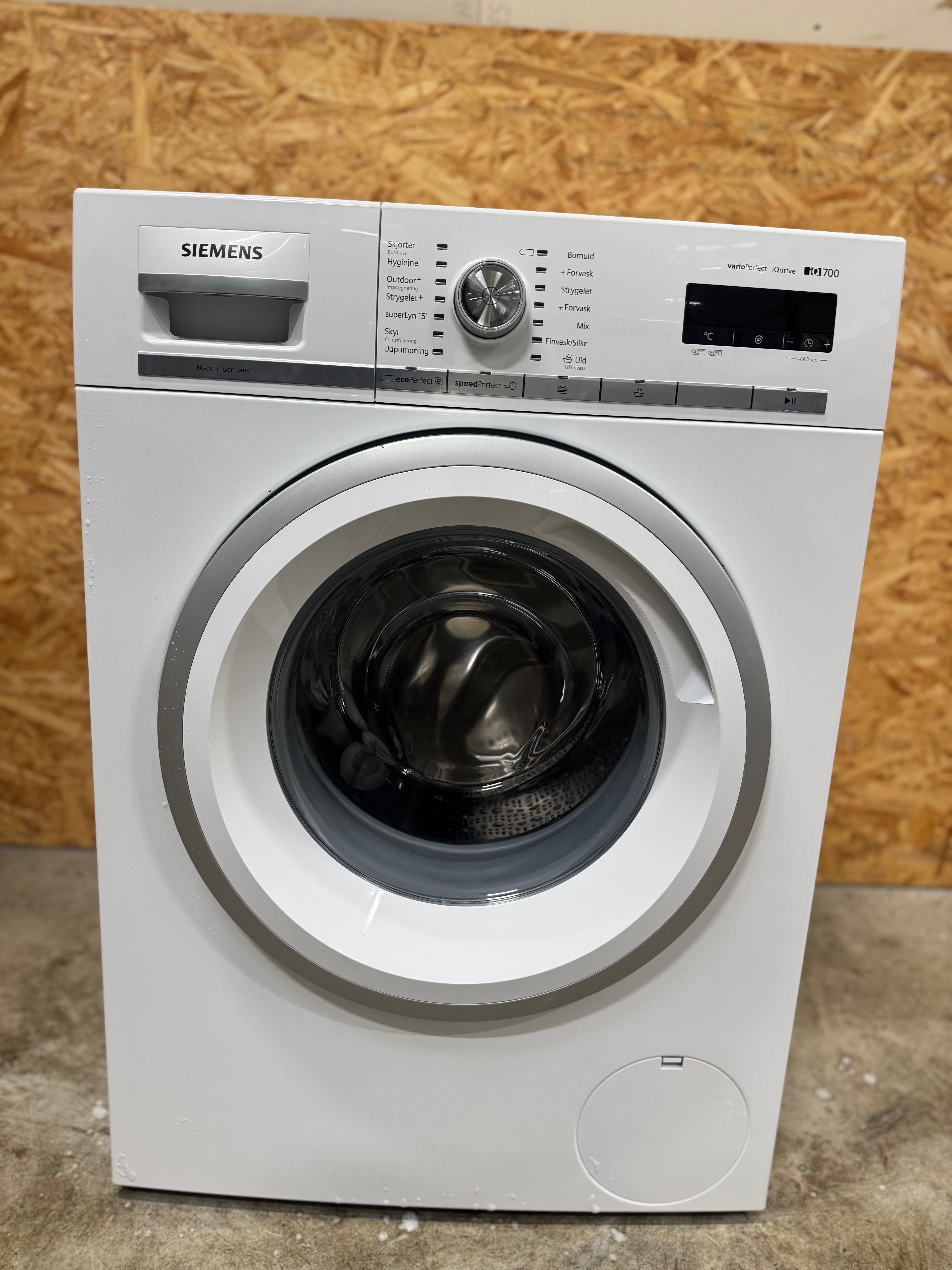 Siemens iQ700 vaskemaskine WM16W468DN - D17555