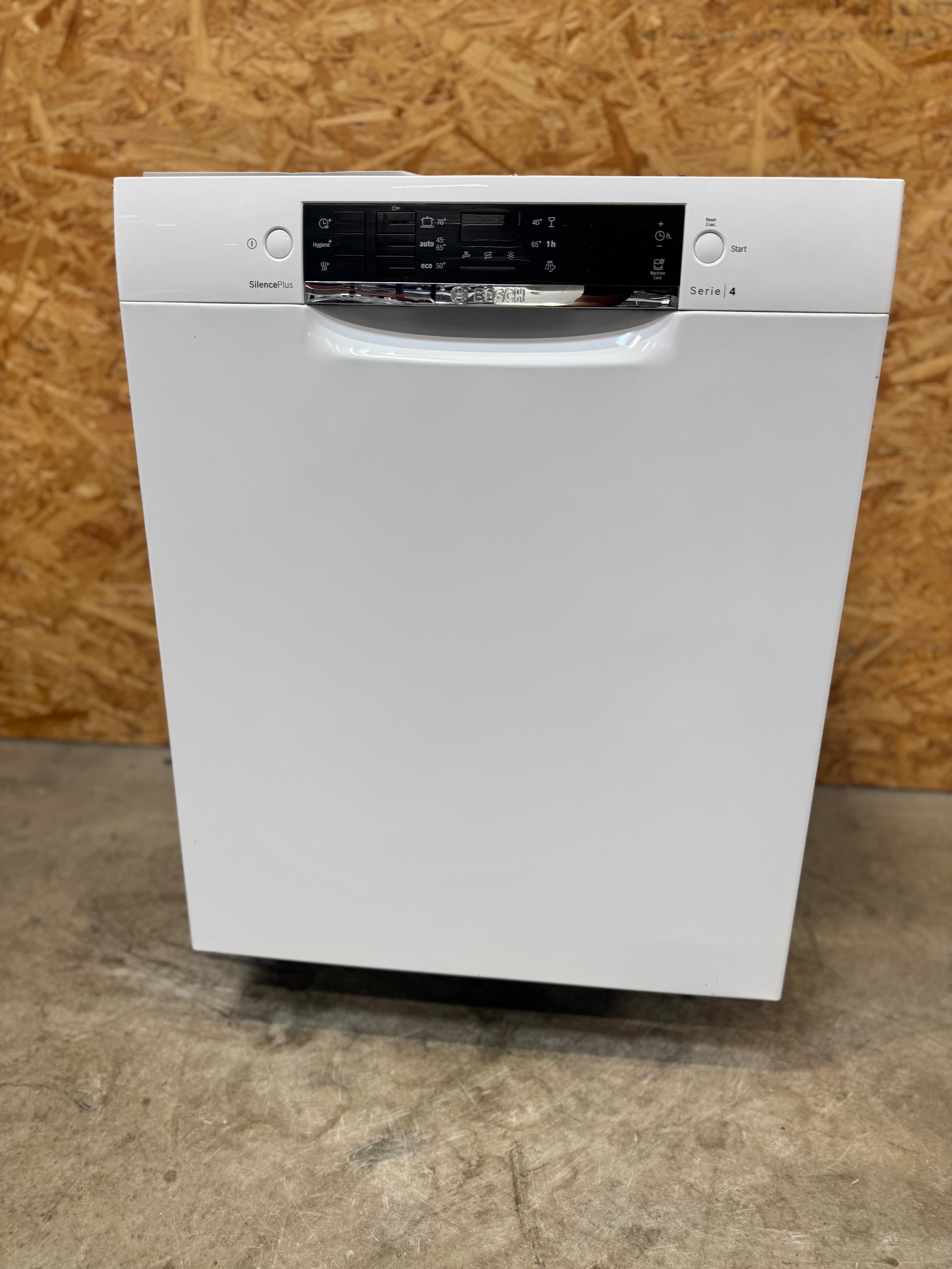 Bosch Opvaskemaskine SMU46CW01S - D12363