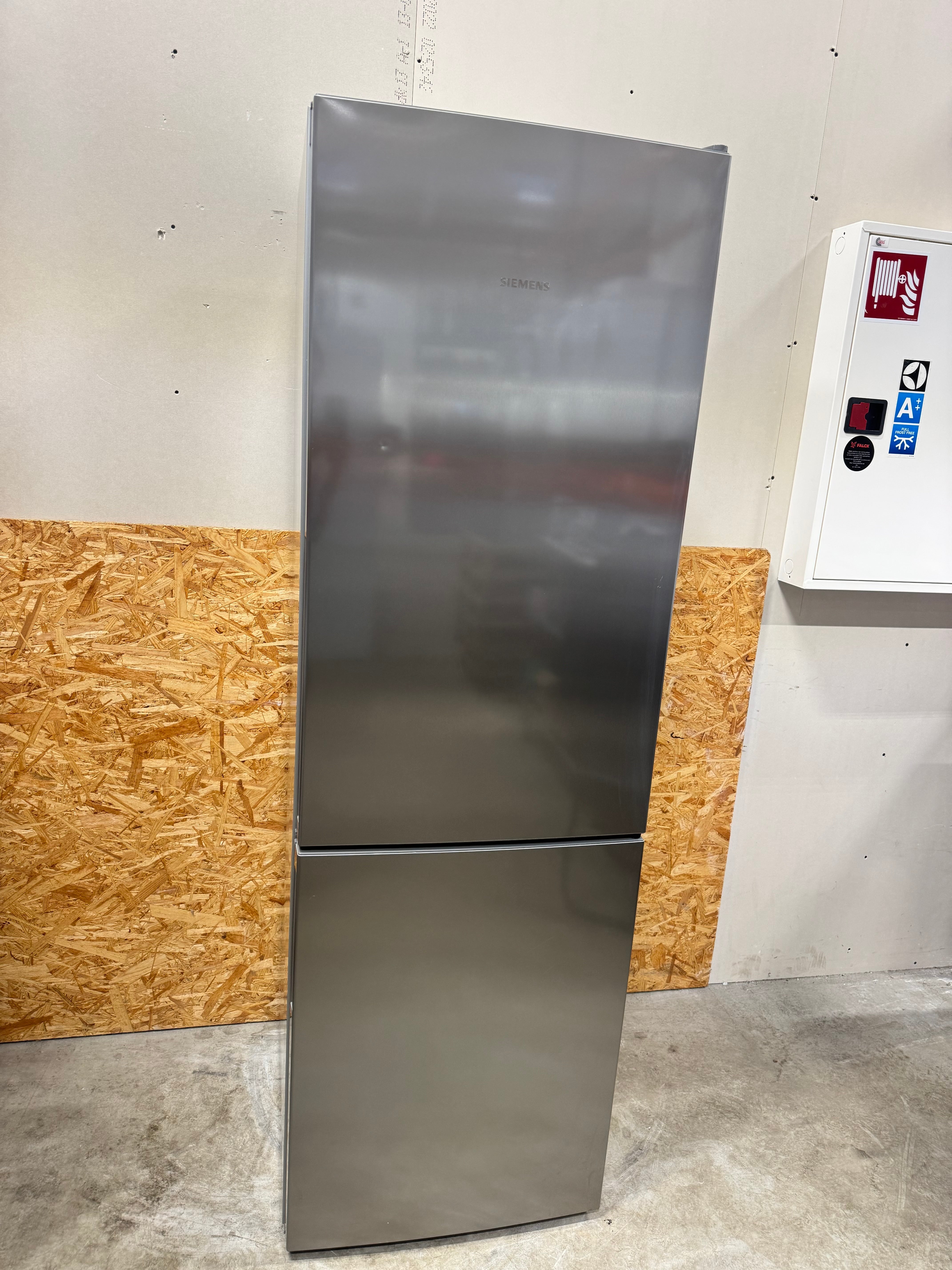 Siemens køle/fryseskab KG36VVI32 - D17475