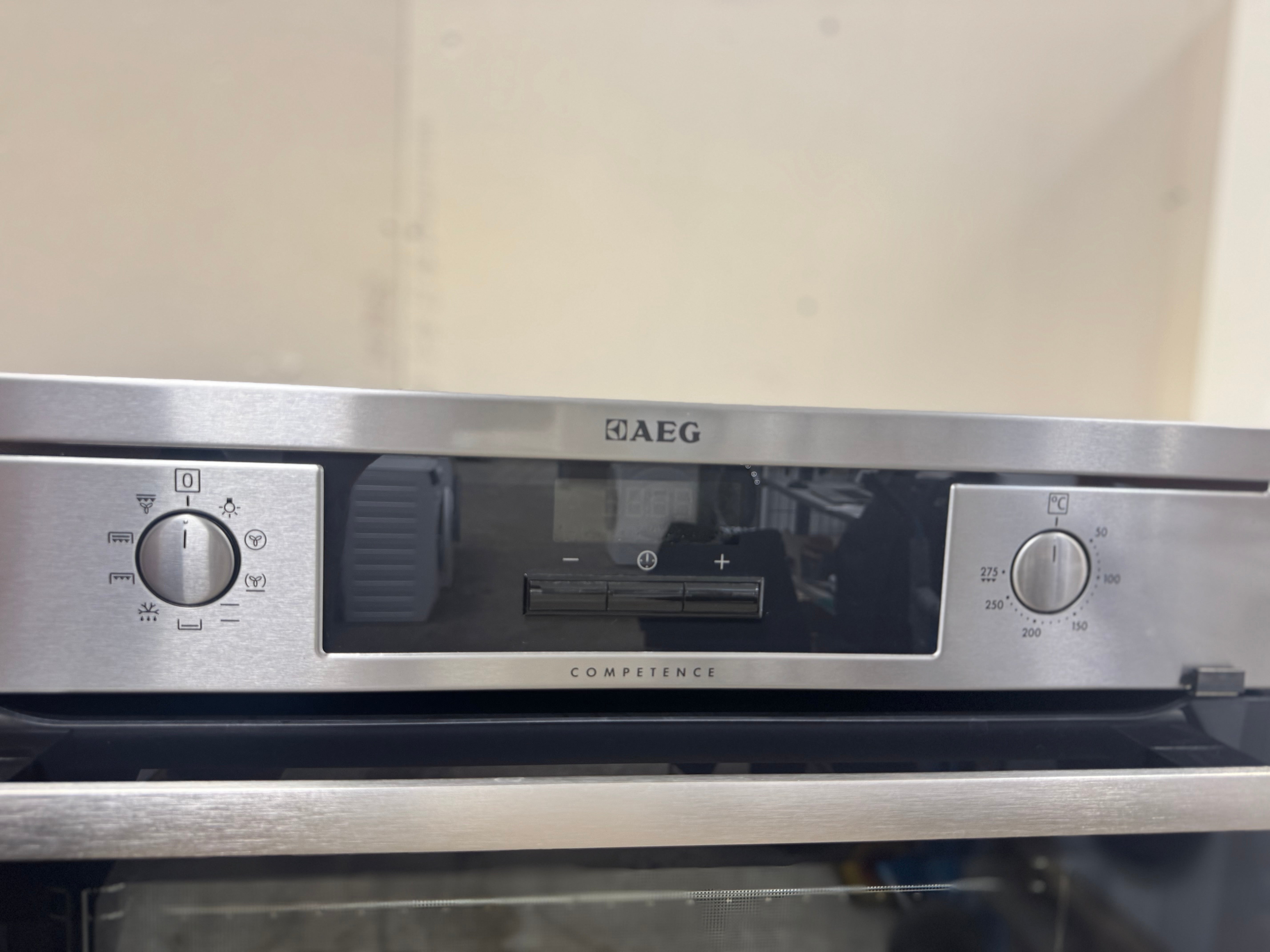 AEG indbygningsovn BE4314421M - D17355