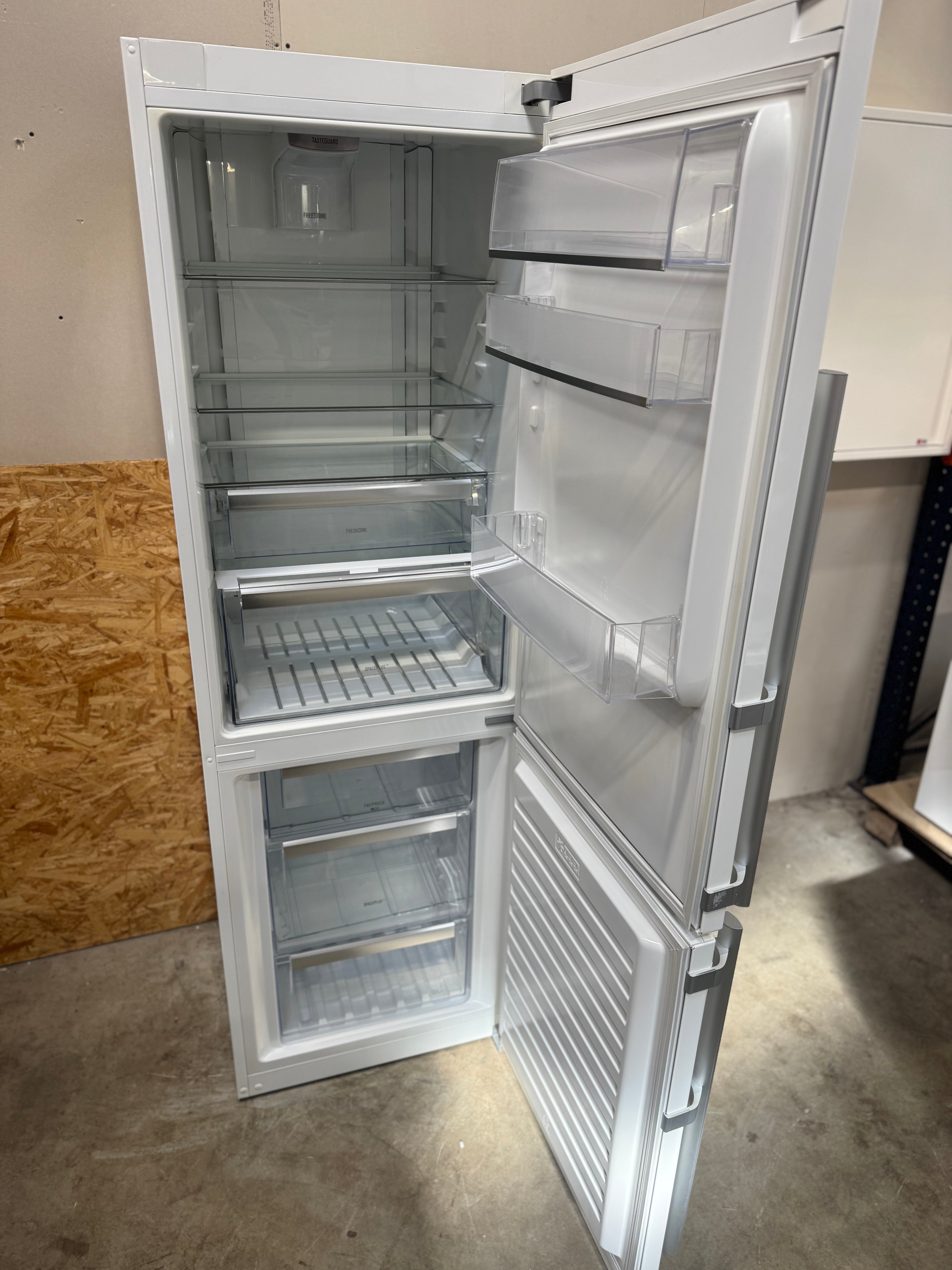 Electrolux køle/fryseskab EN3488MOW - D14972