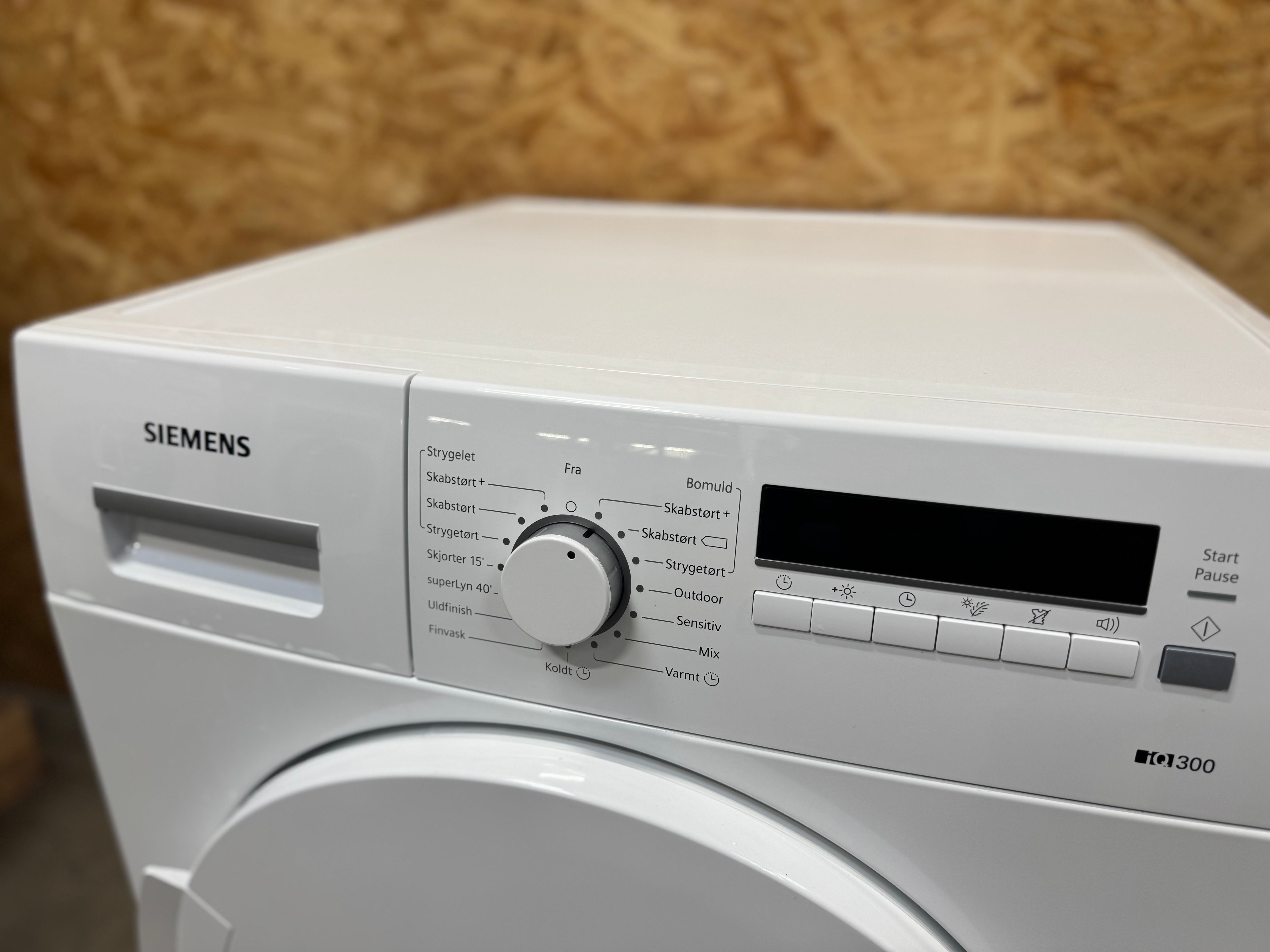 Siemens tørretumbler WT46B267DN - D17024