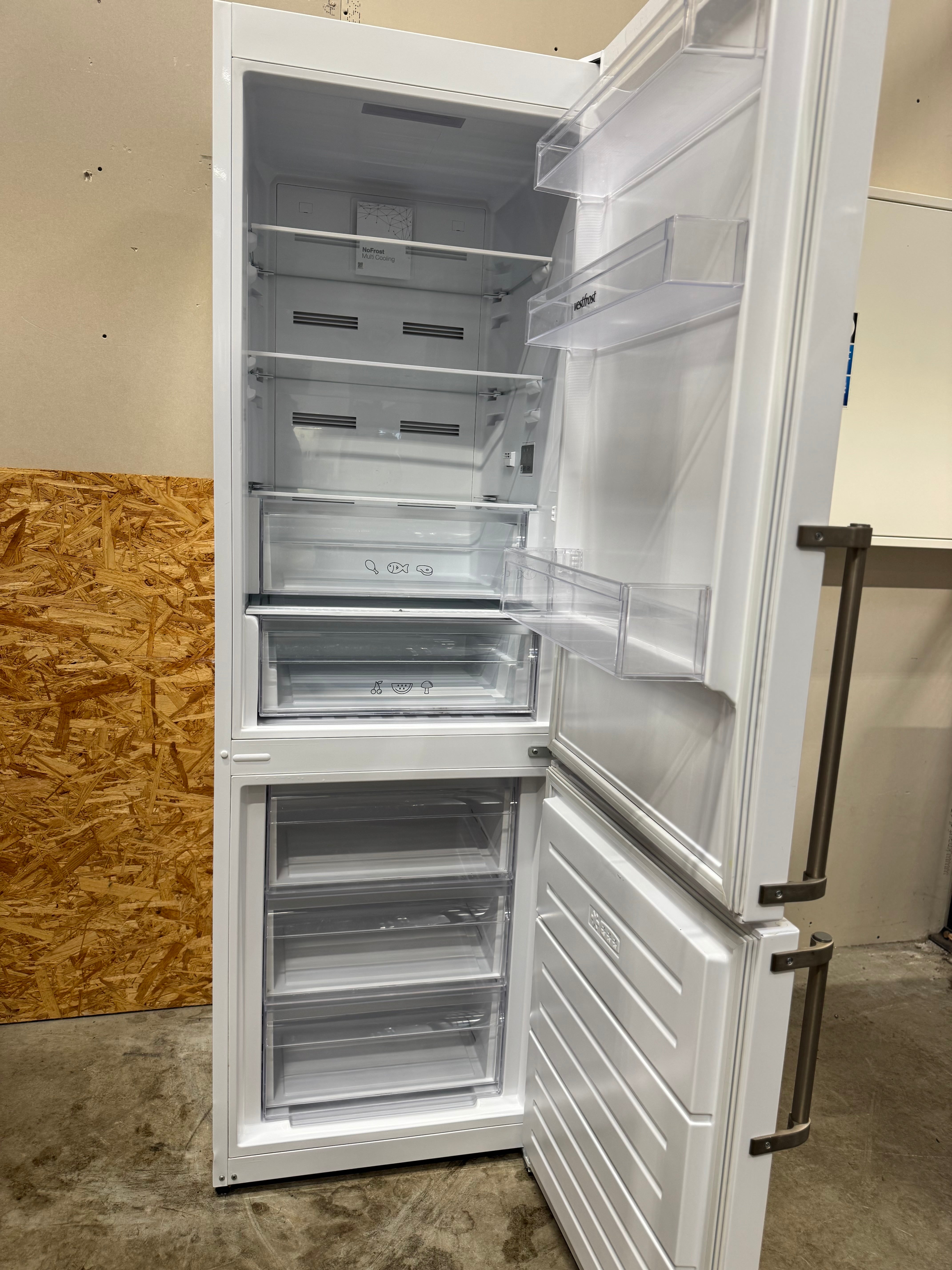 Vestfrost køle-/fryseskab SW689MENF - D17492