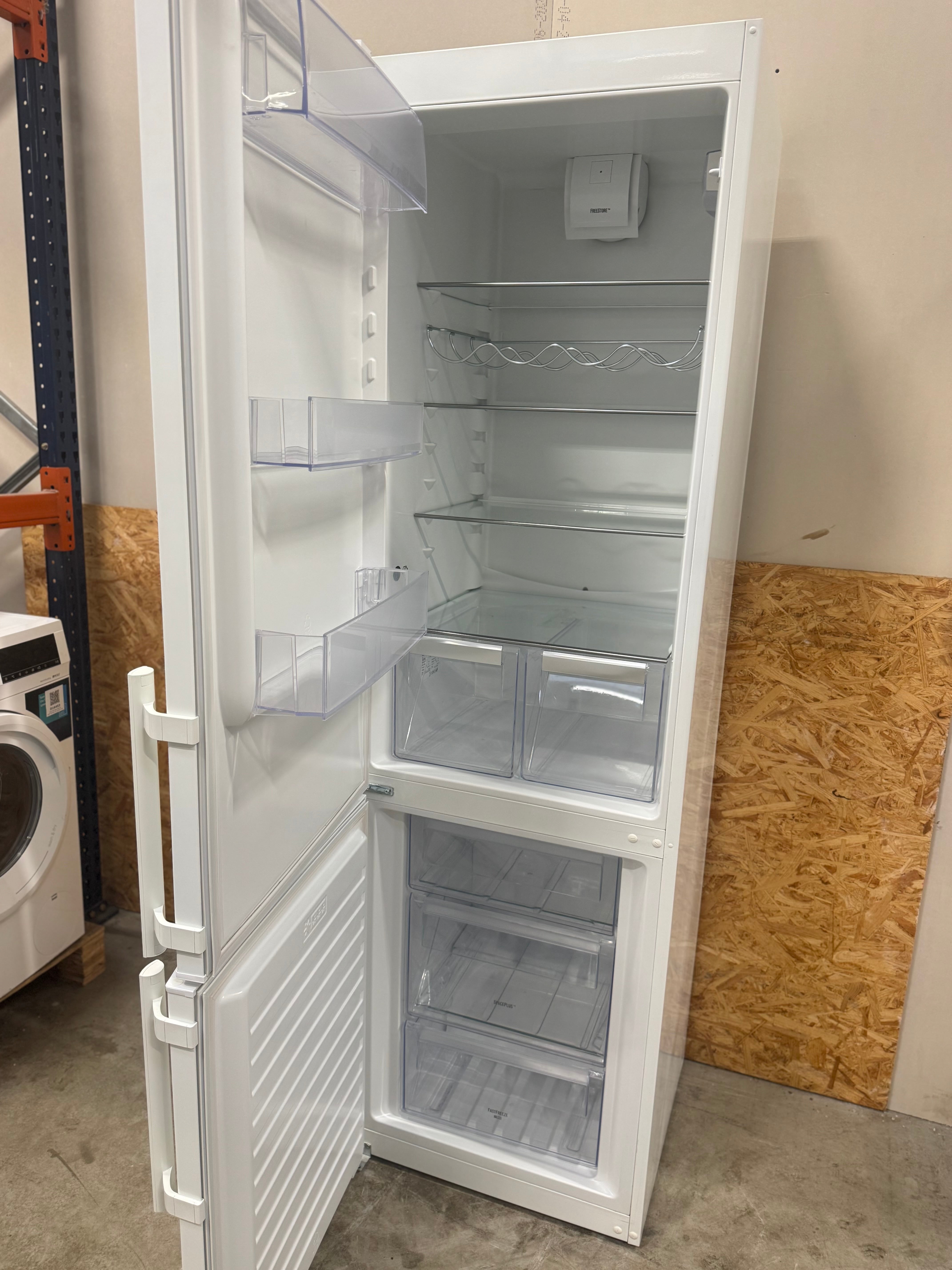 Electrolux køle-fryseskab EN3851JOW - D16235