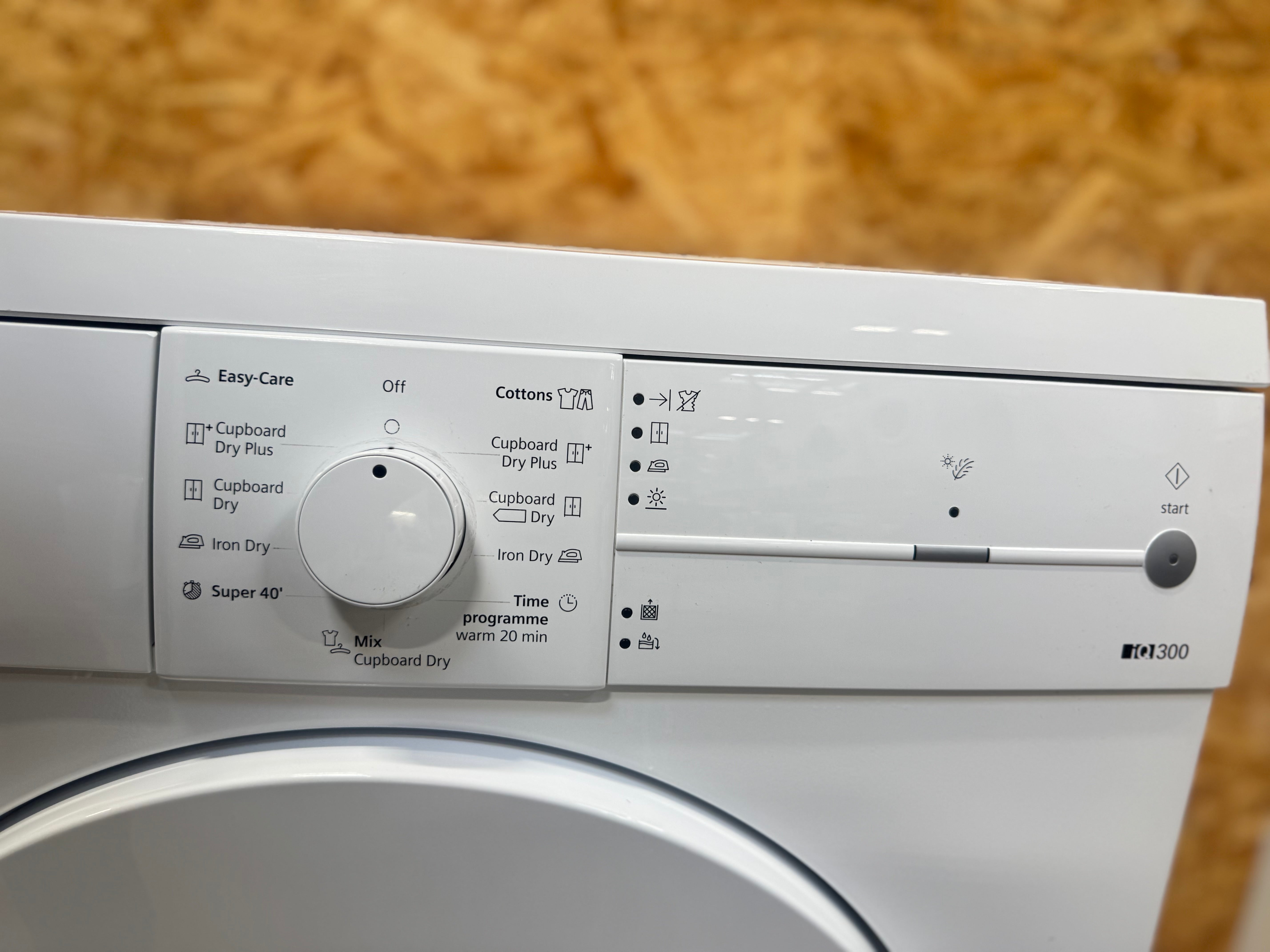 Siemens kondenstørretumbler WT44E1L7DN - D18181