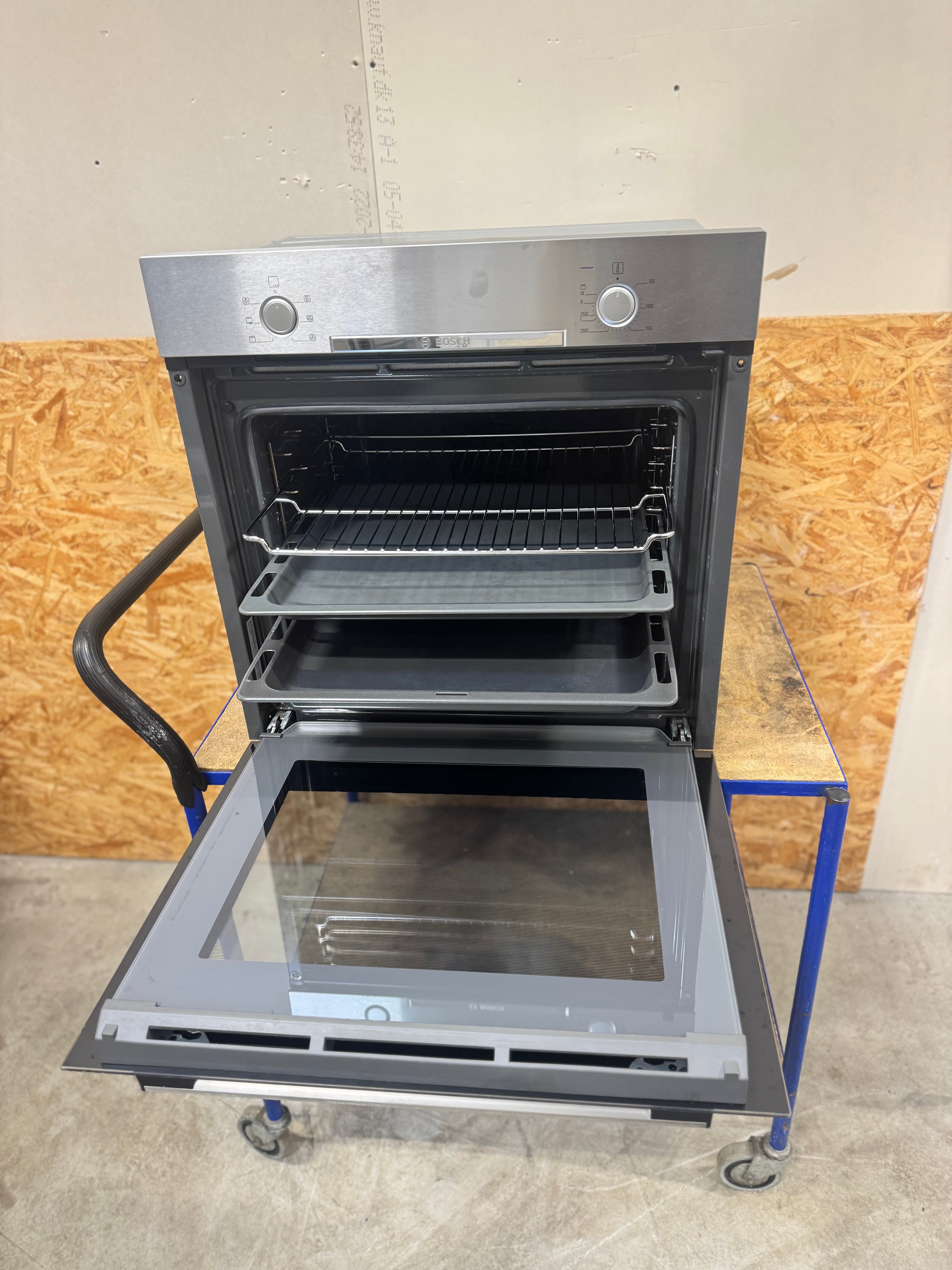 Bosch indbygningsovn HBA530BS0S - D16451