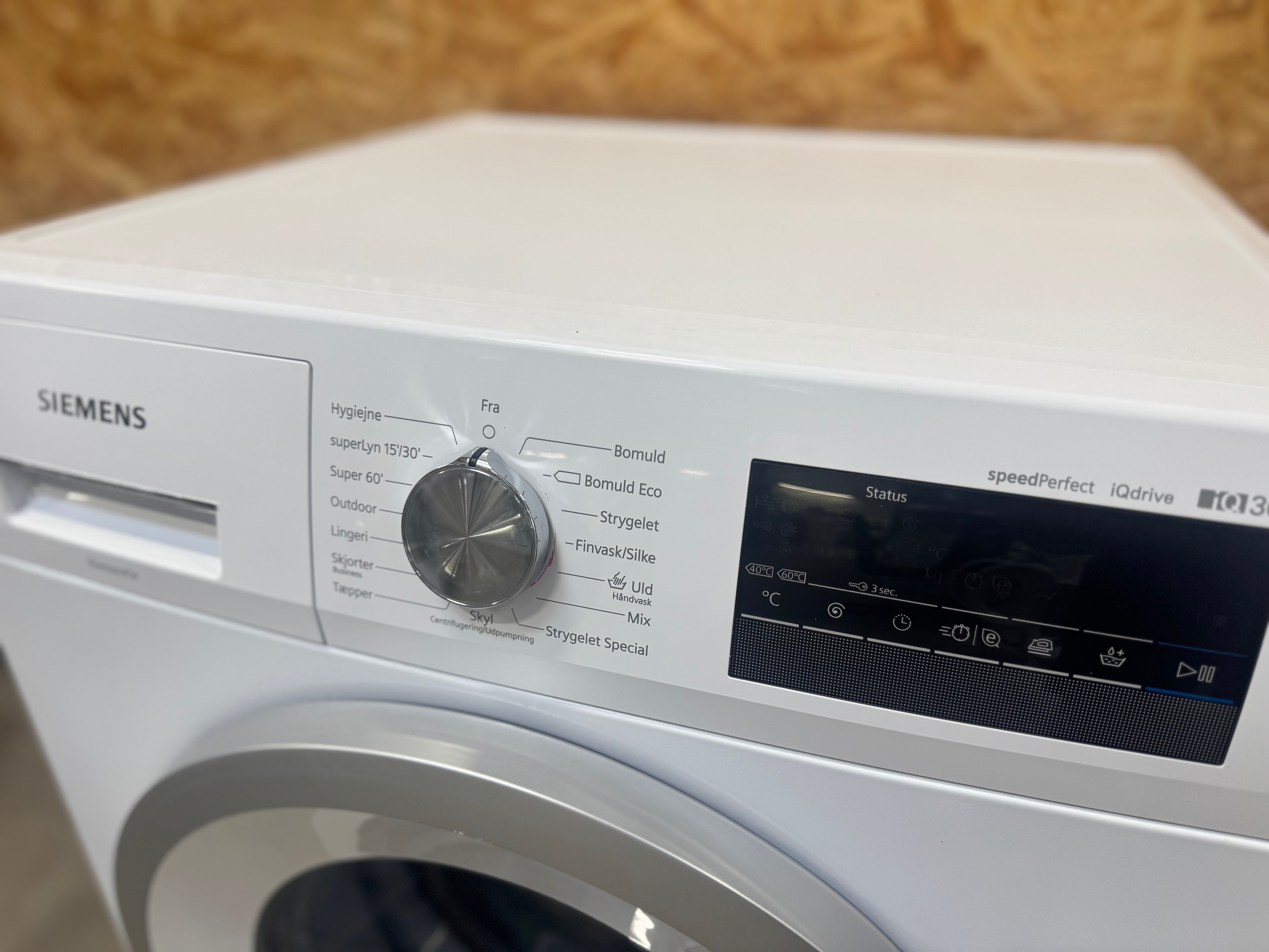 Siemens iQ300 vaskemaskine WM14N0L7DN - D16007