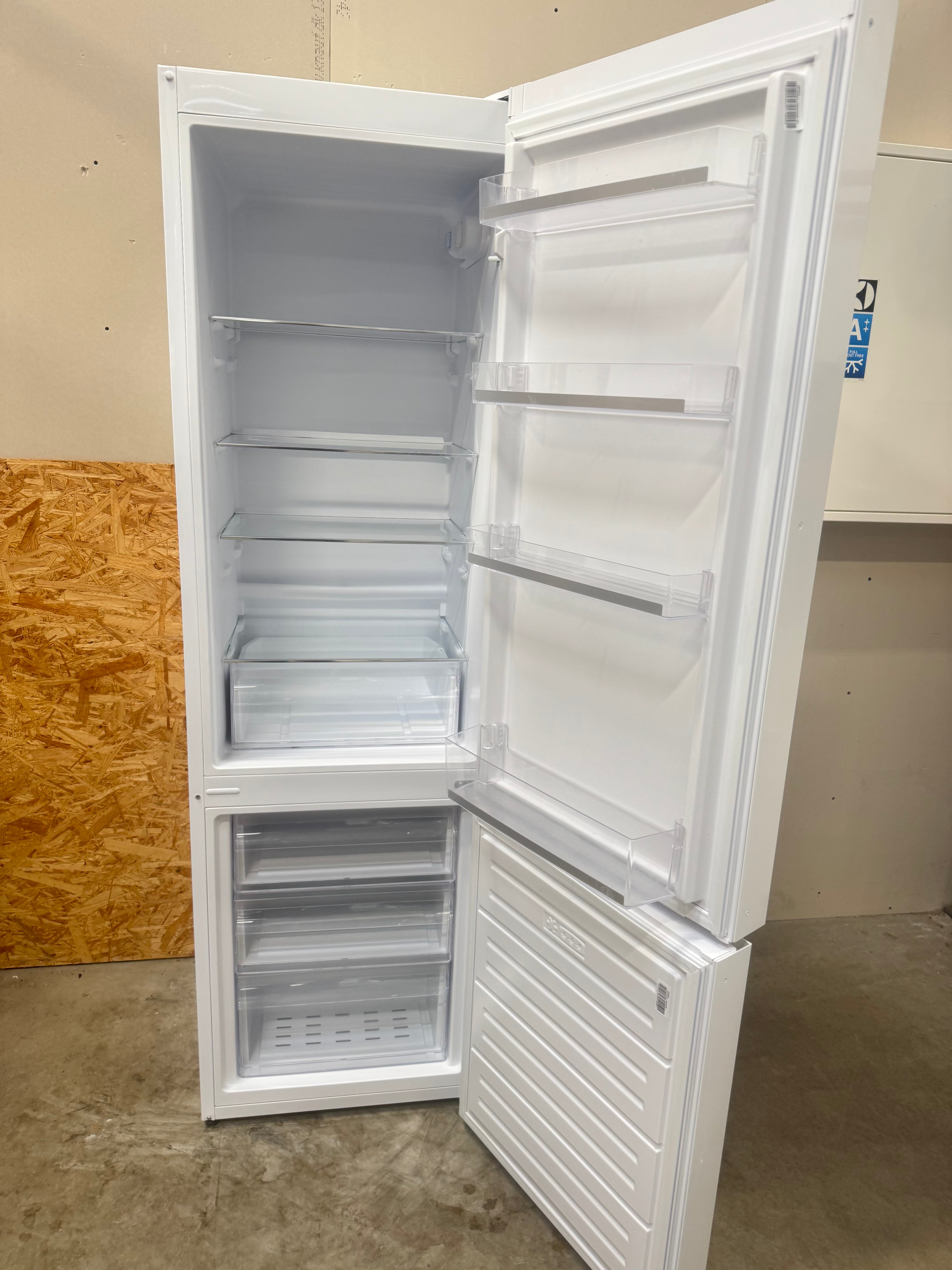 Gram køle/fryseskab KF471852 - D17301