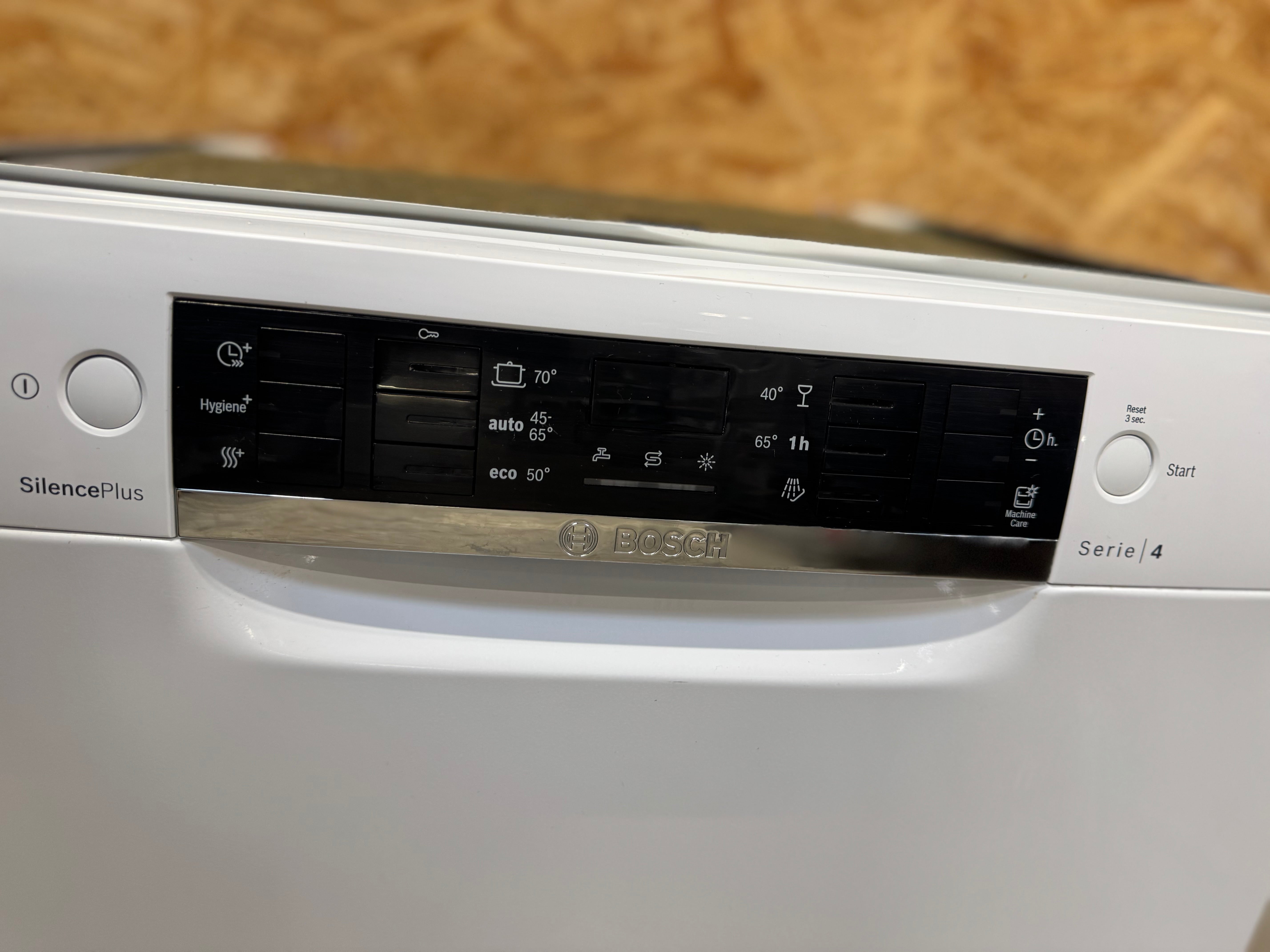 Bosch Opvaskemaskine SMU46CW01S - D12500