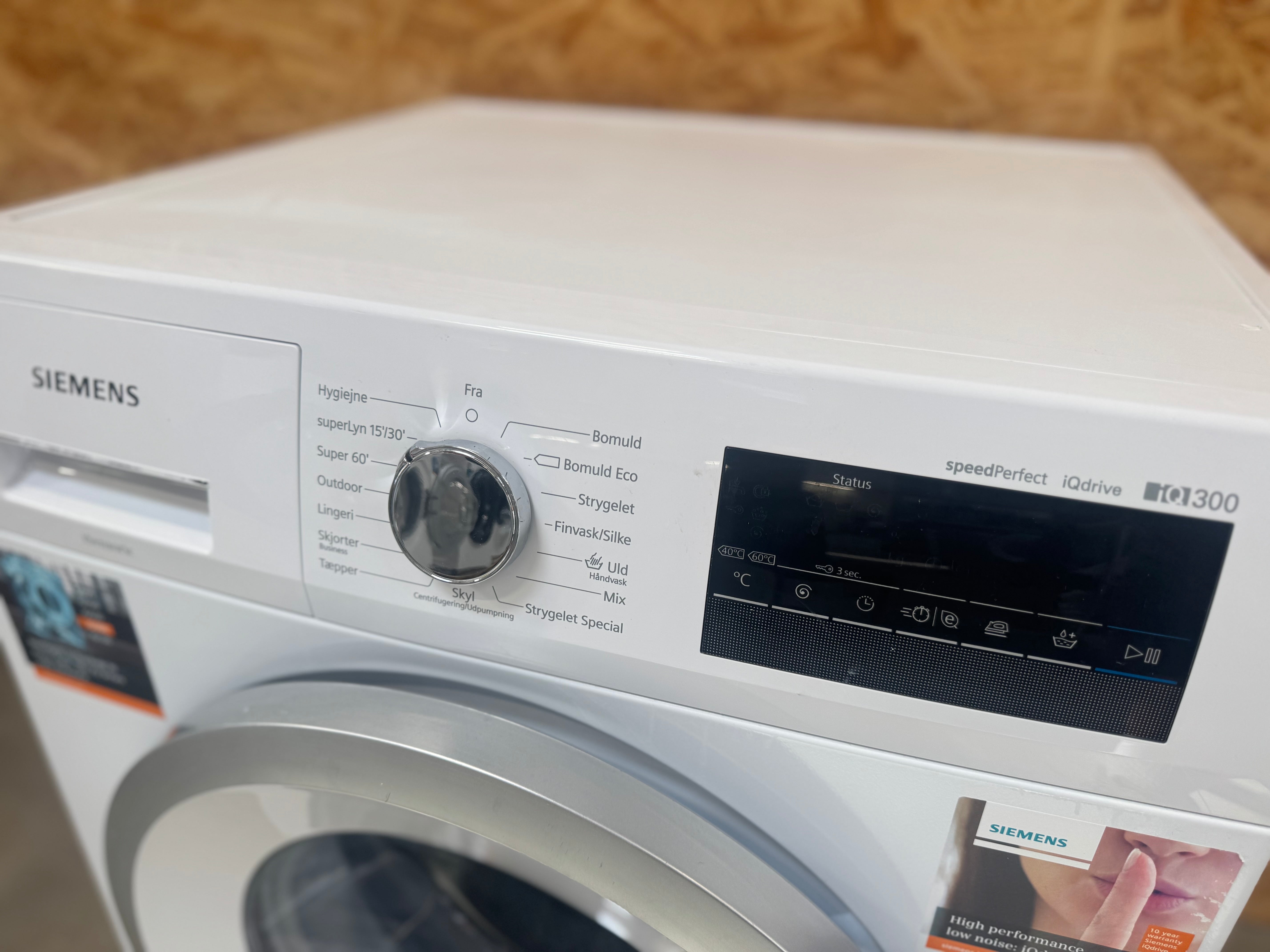 Siemens iQ300 vaskemaskine WM12N2C7DN - D15213