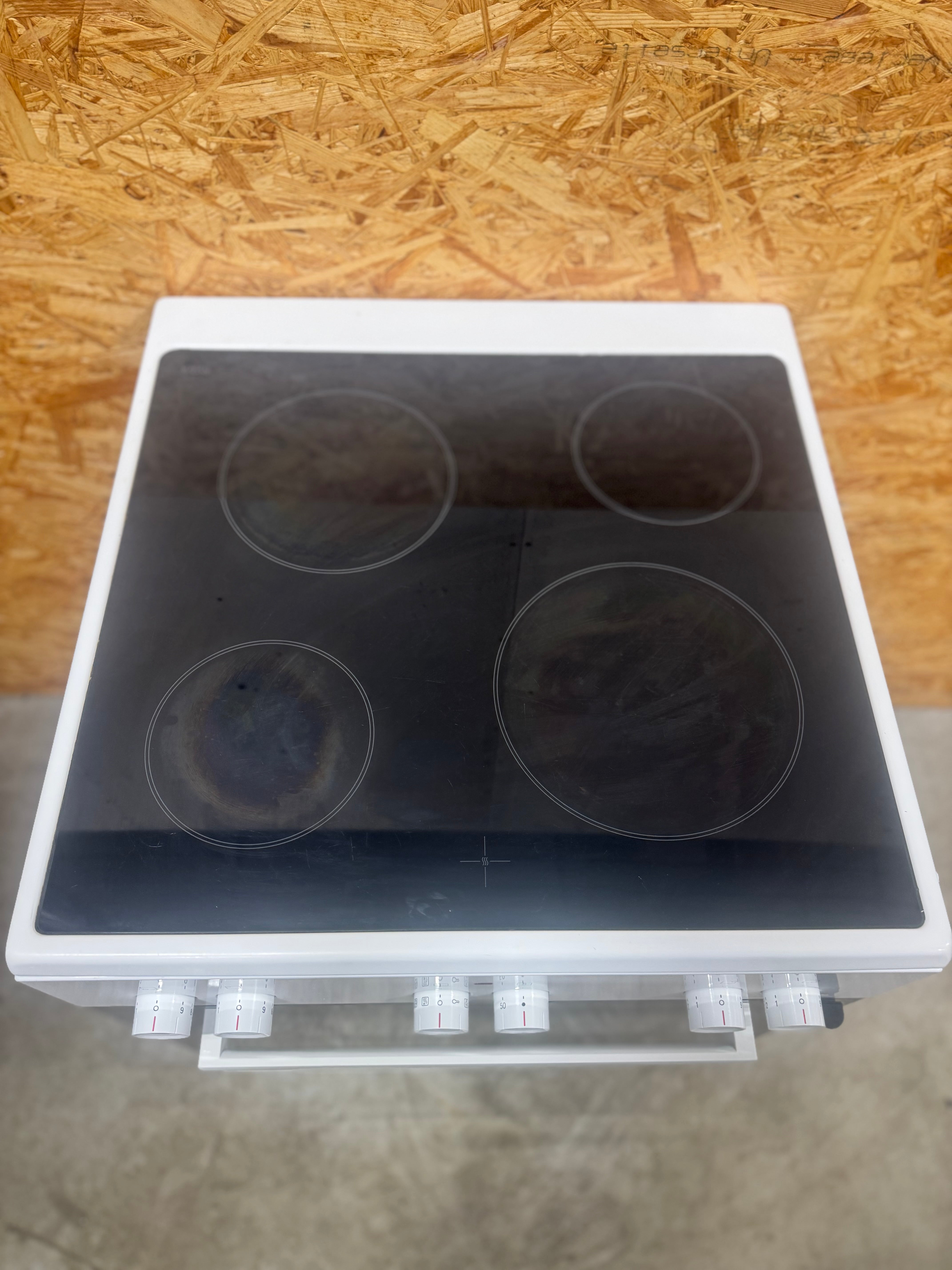 Bosch keramisk komfur HKA010020U - D17598