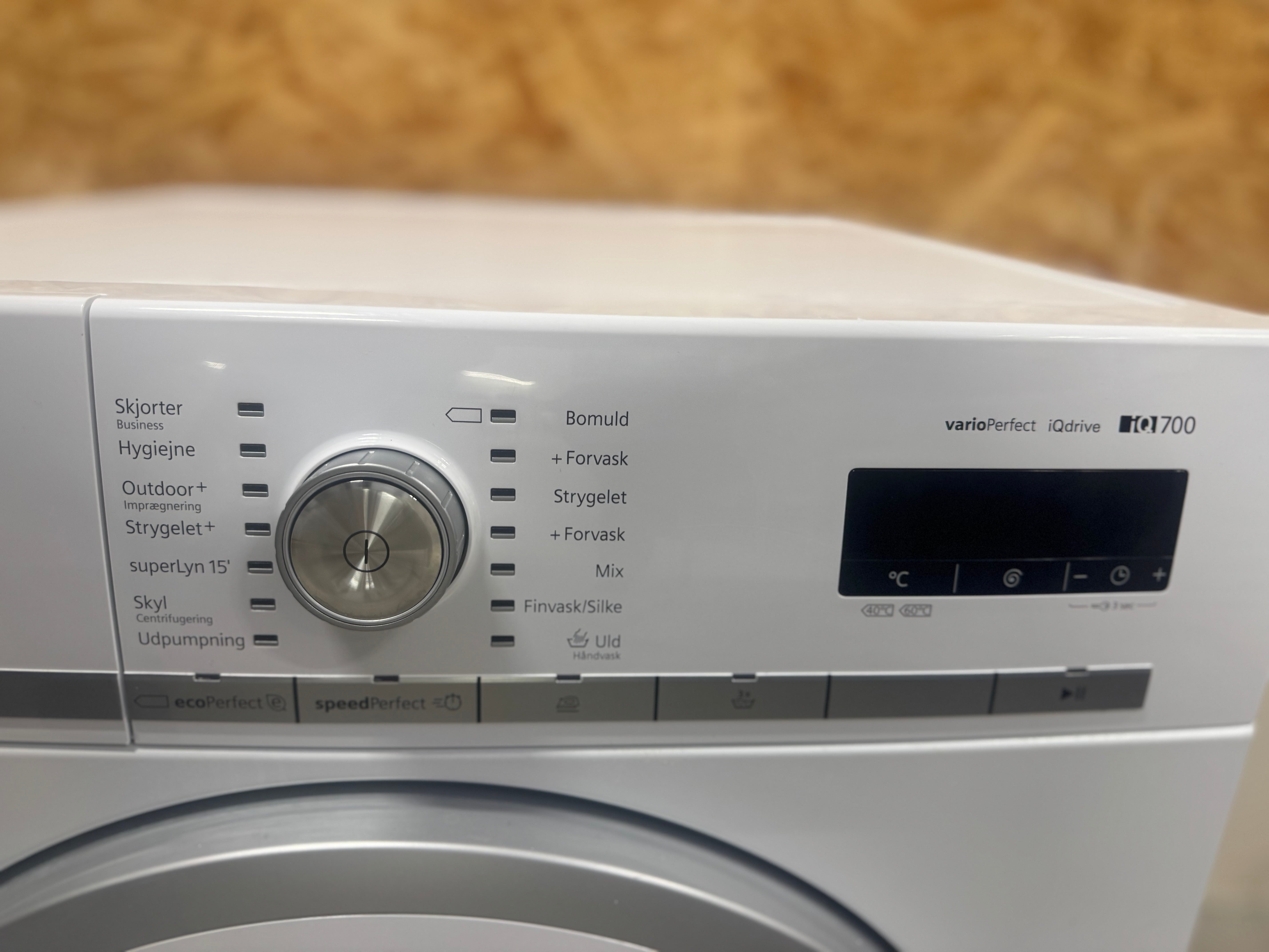 Siemens iQ700 vaskemaskine WM16W468DN - D17661