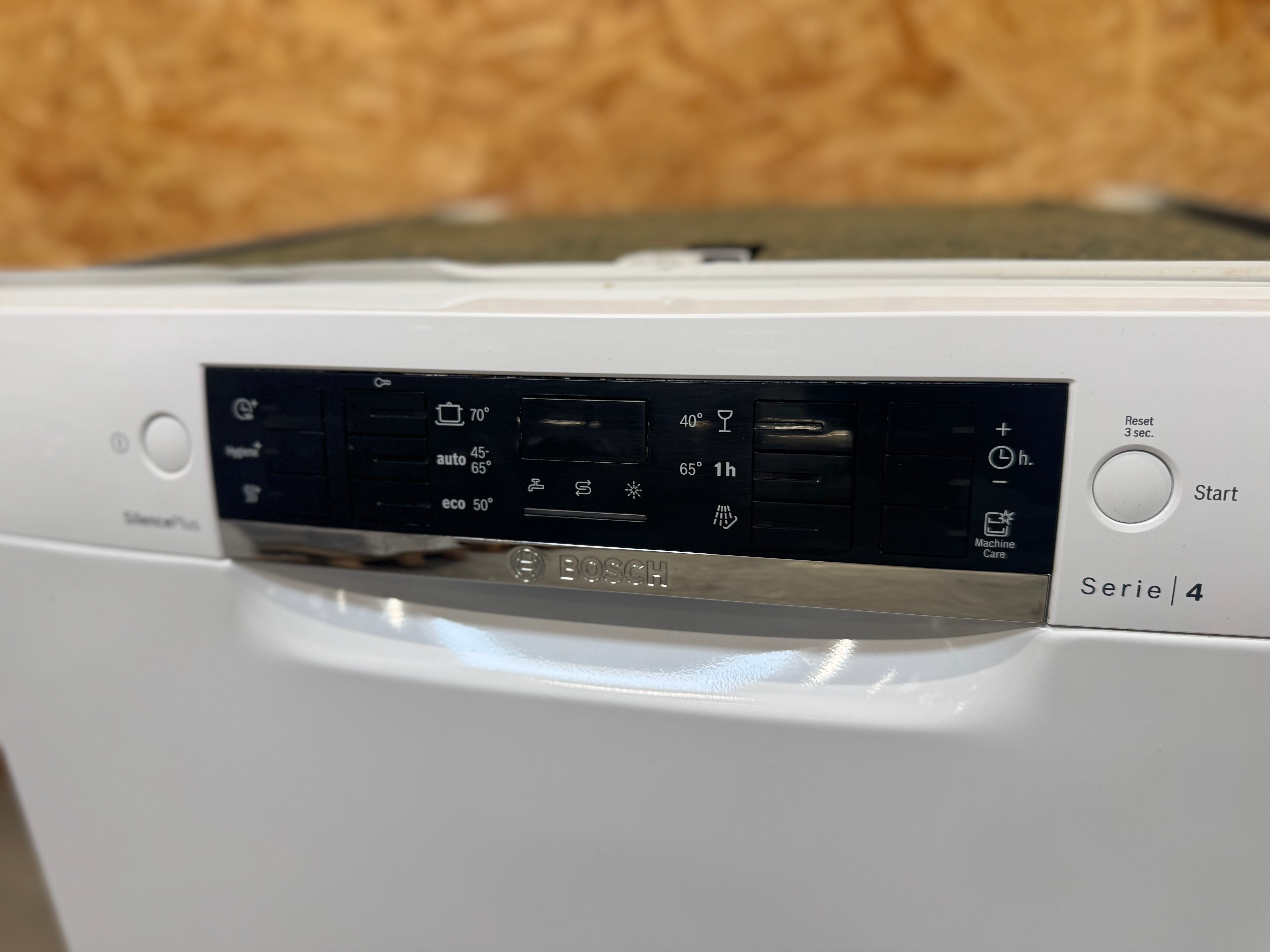 Bosch Opvaskemaskine SMU46CW01S - D12363