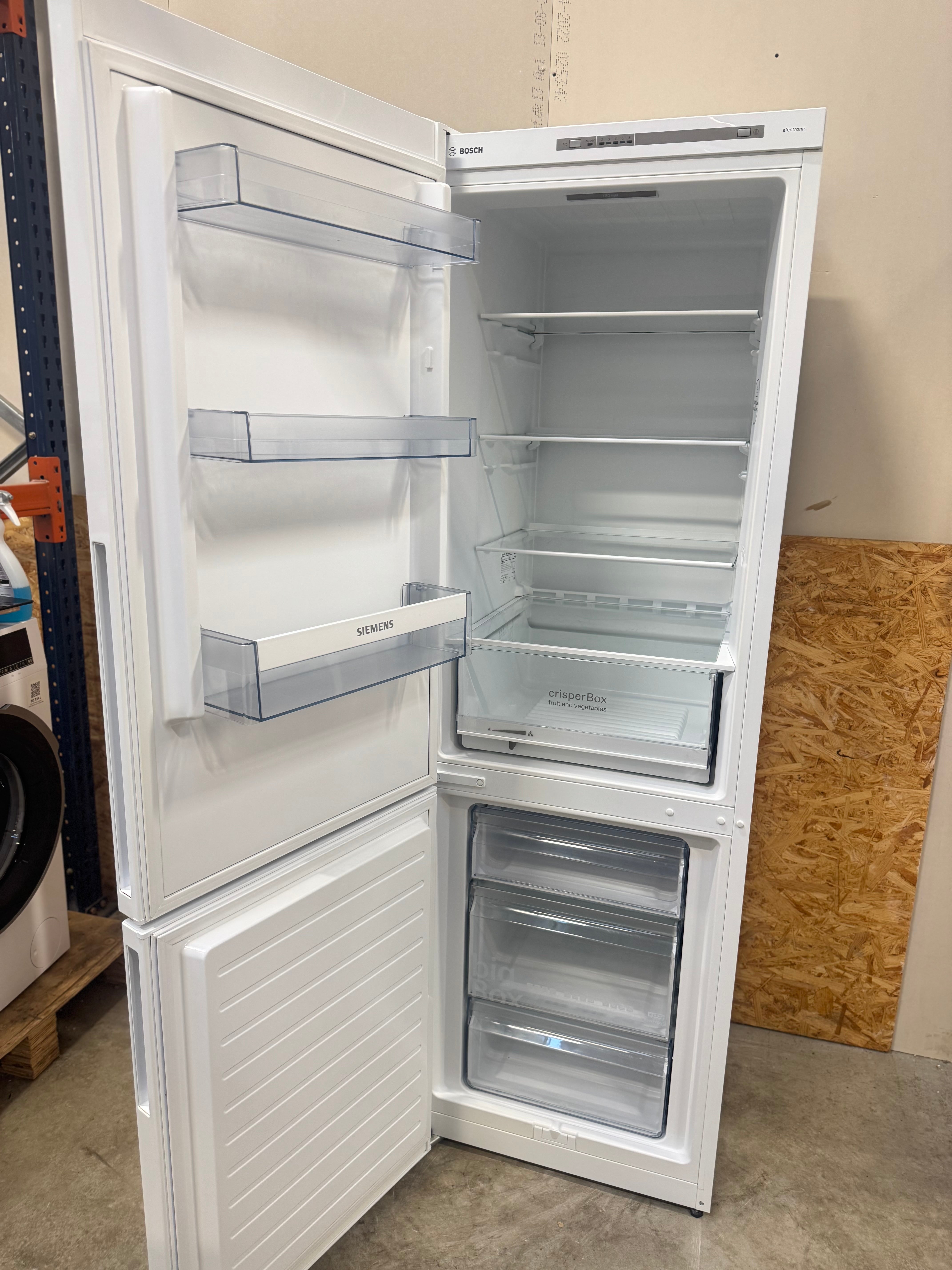 Siemens iQ300 køle/fryseskab KG36VUW20  - D17516