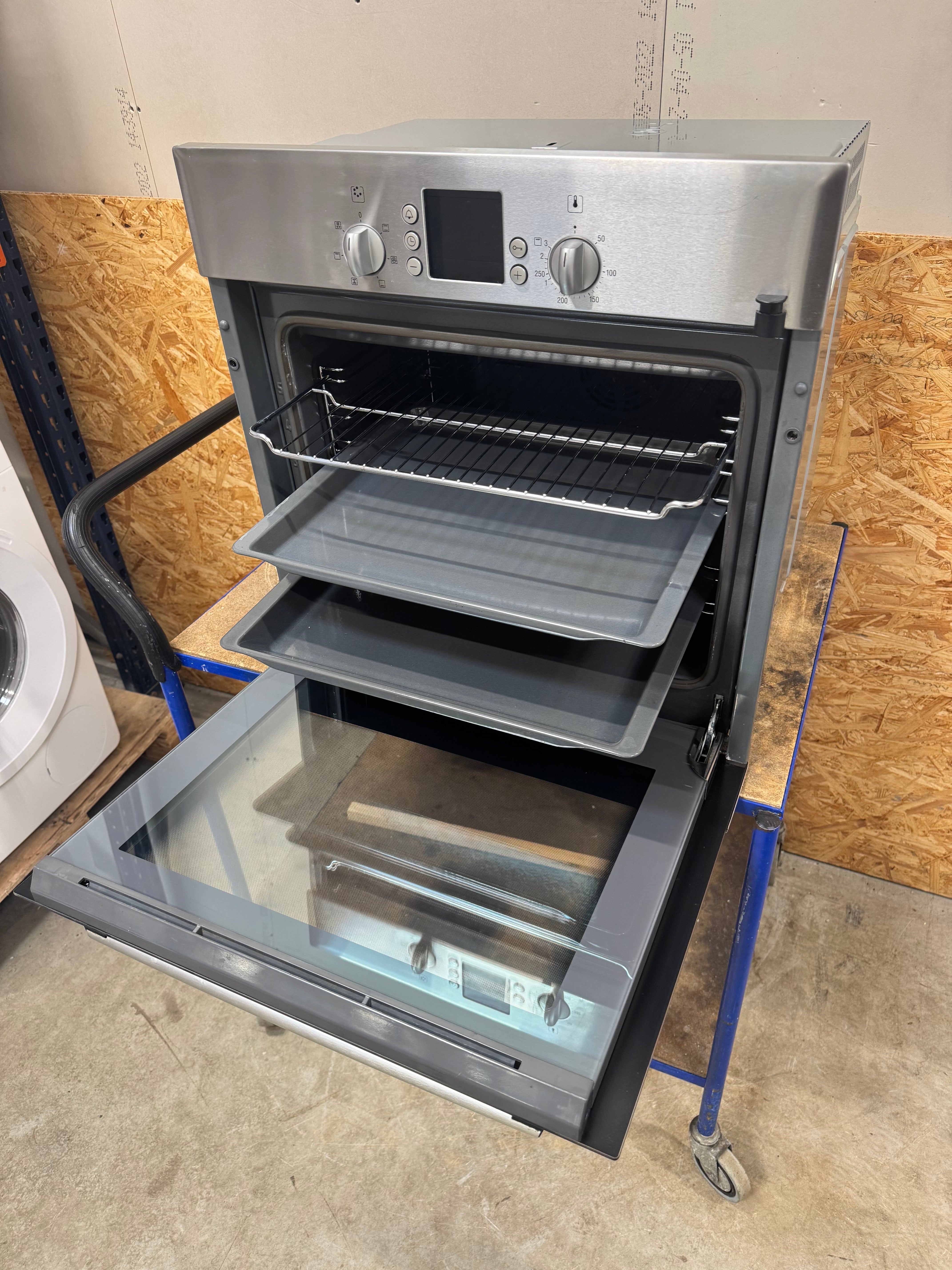 Bosch indbygningsovn HBN230250S - D14616