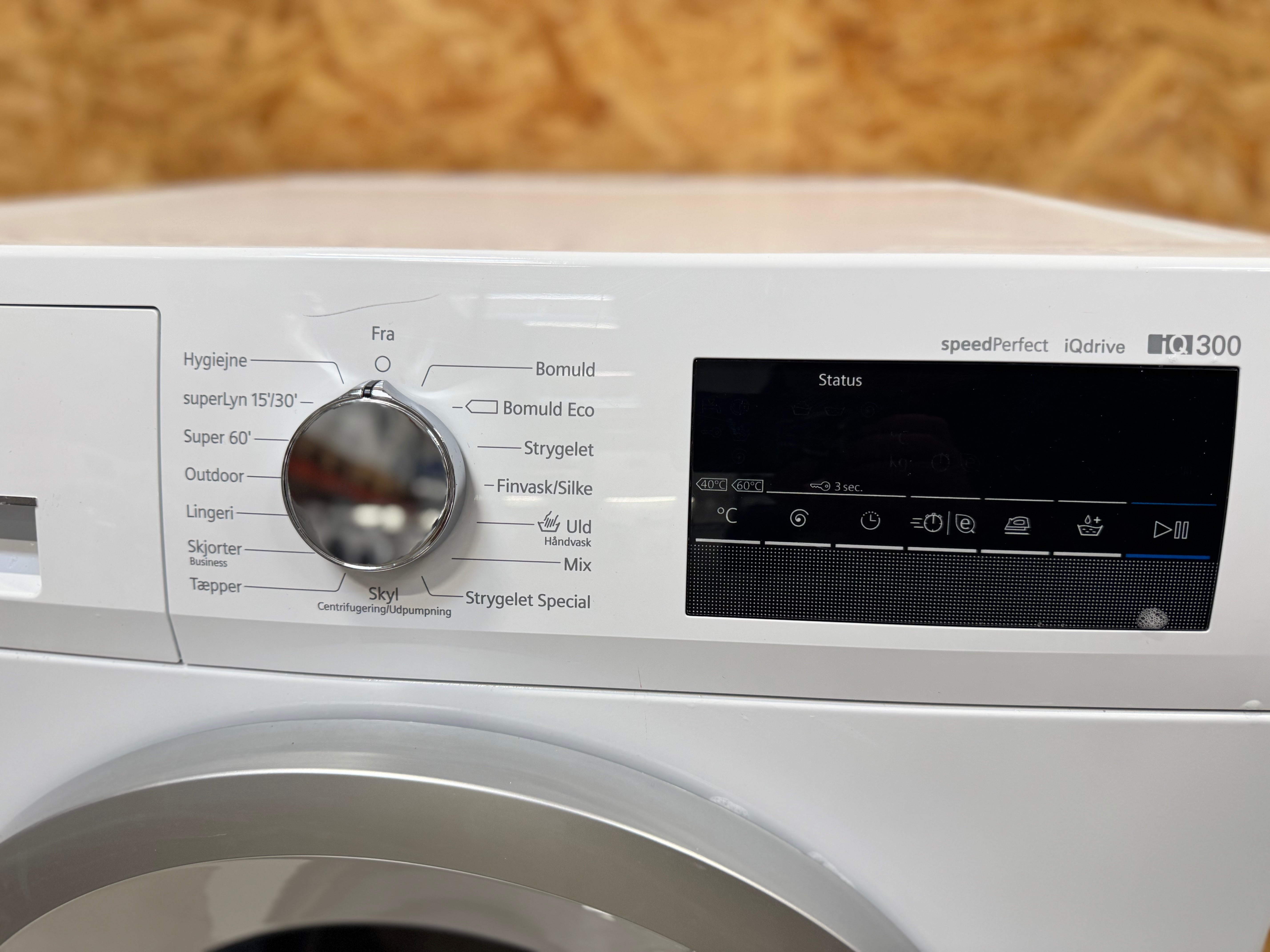 Siemens iQ300 vaskemaskine WM12N2C7DN - D16549