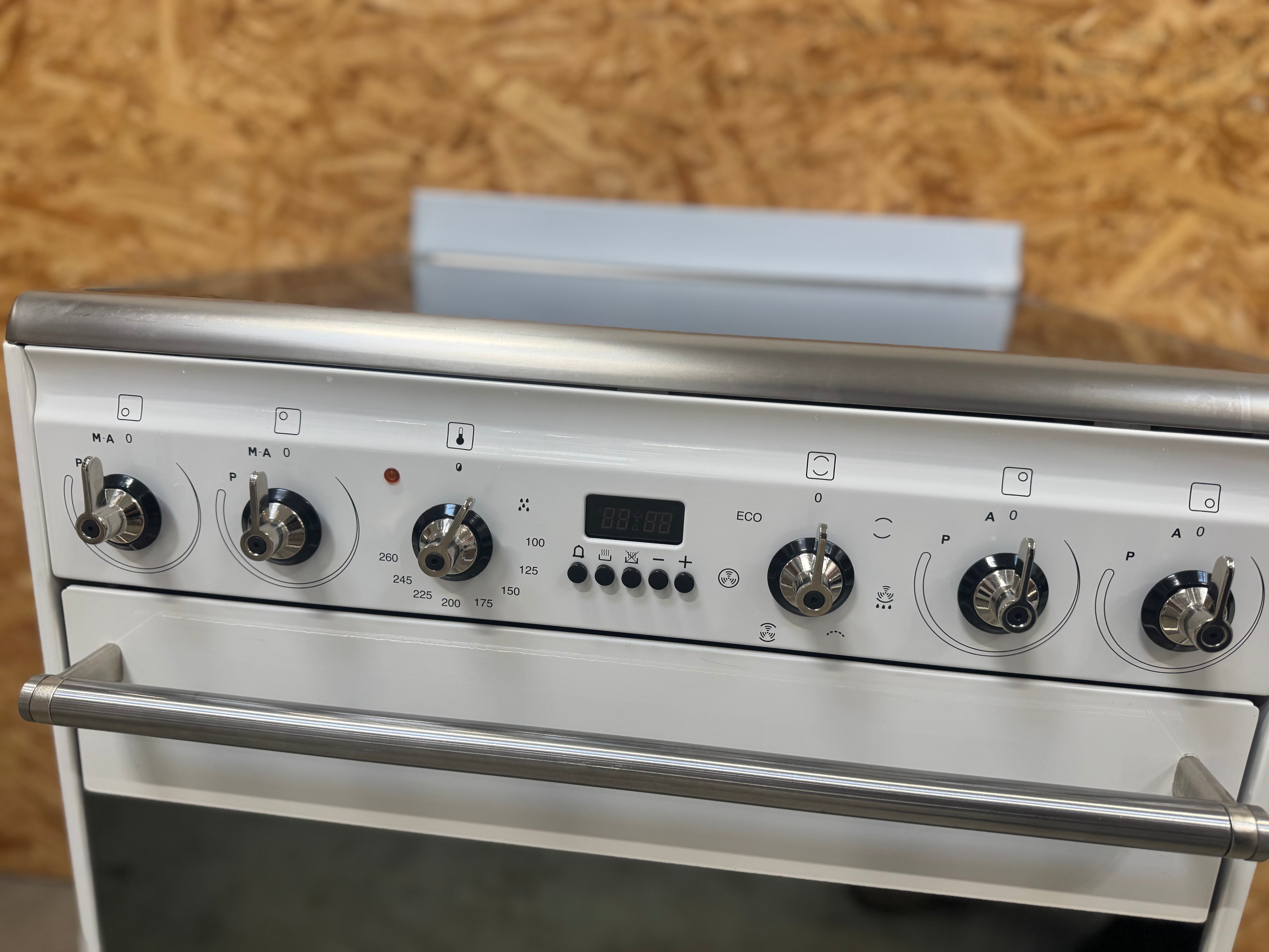 Smeg induktionskomfur SSK60IMB8 - D16637