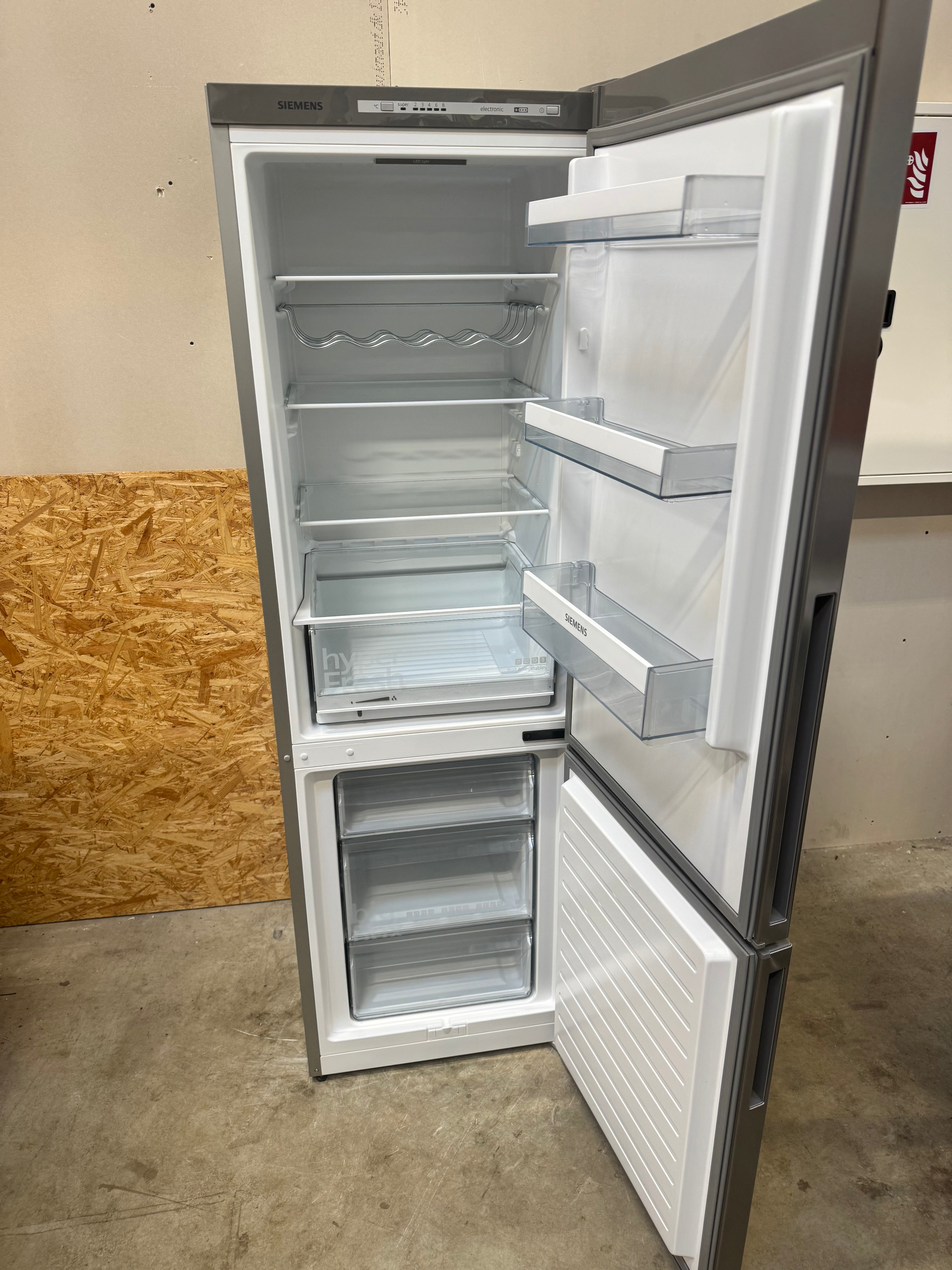 Siemens køle/fryseskab KG36VVI32 - D15109