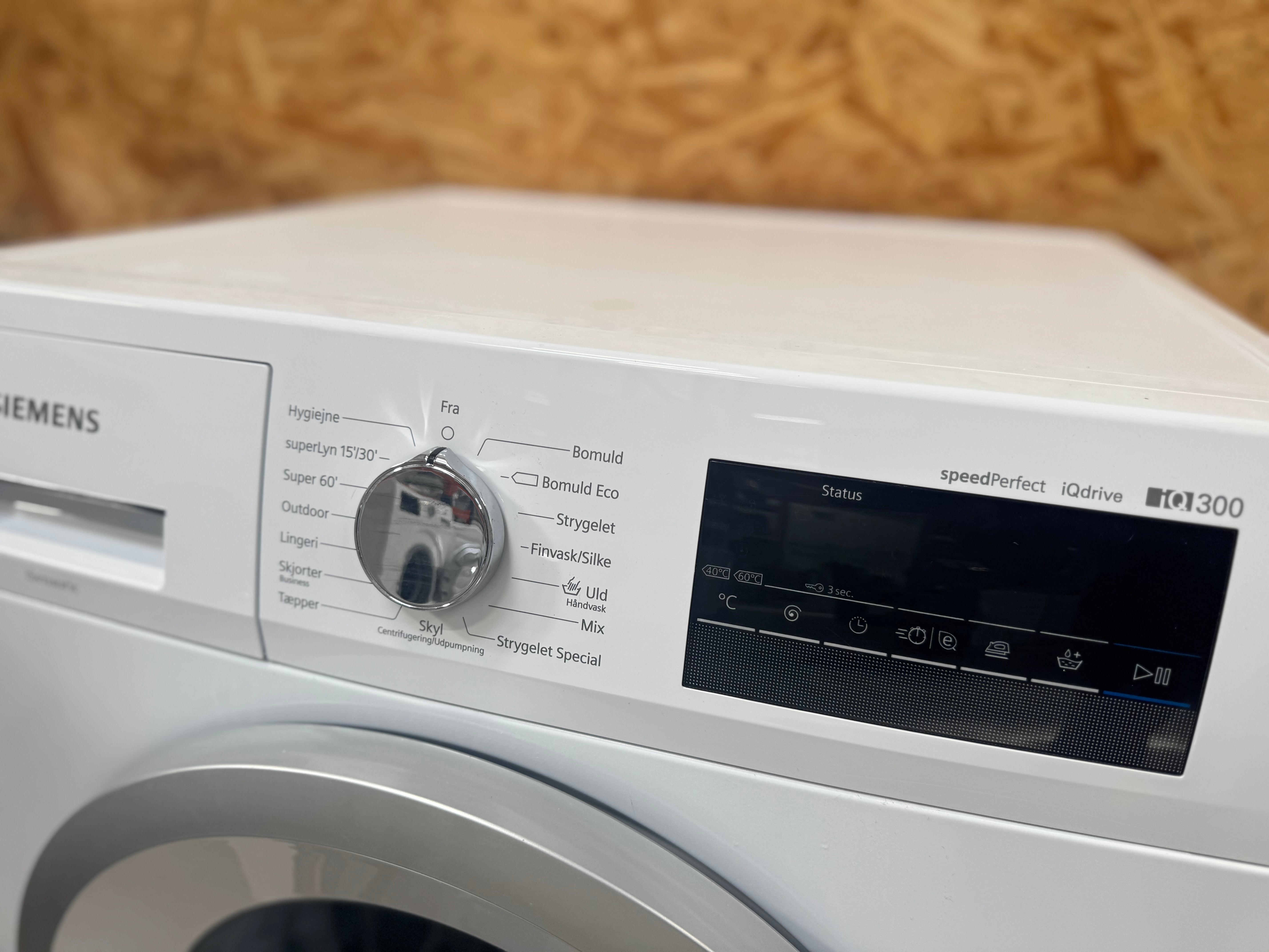 Siemens iQ300 vaskemaskine WM12N2C7DN - D16158