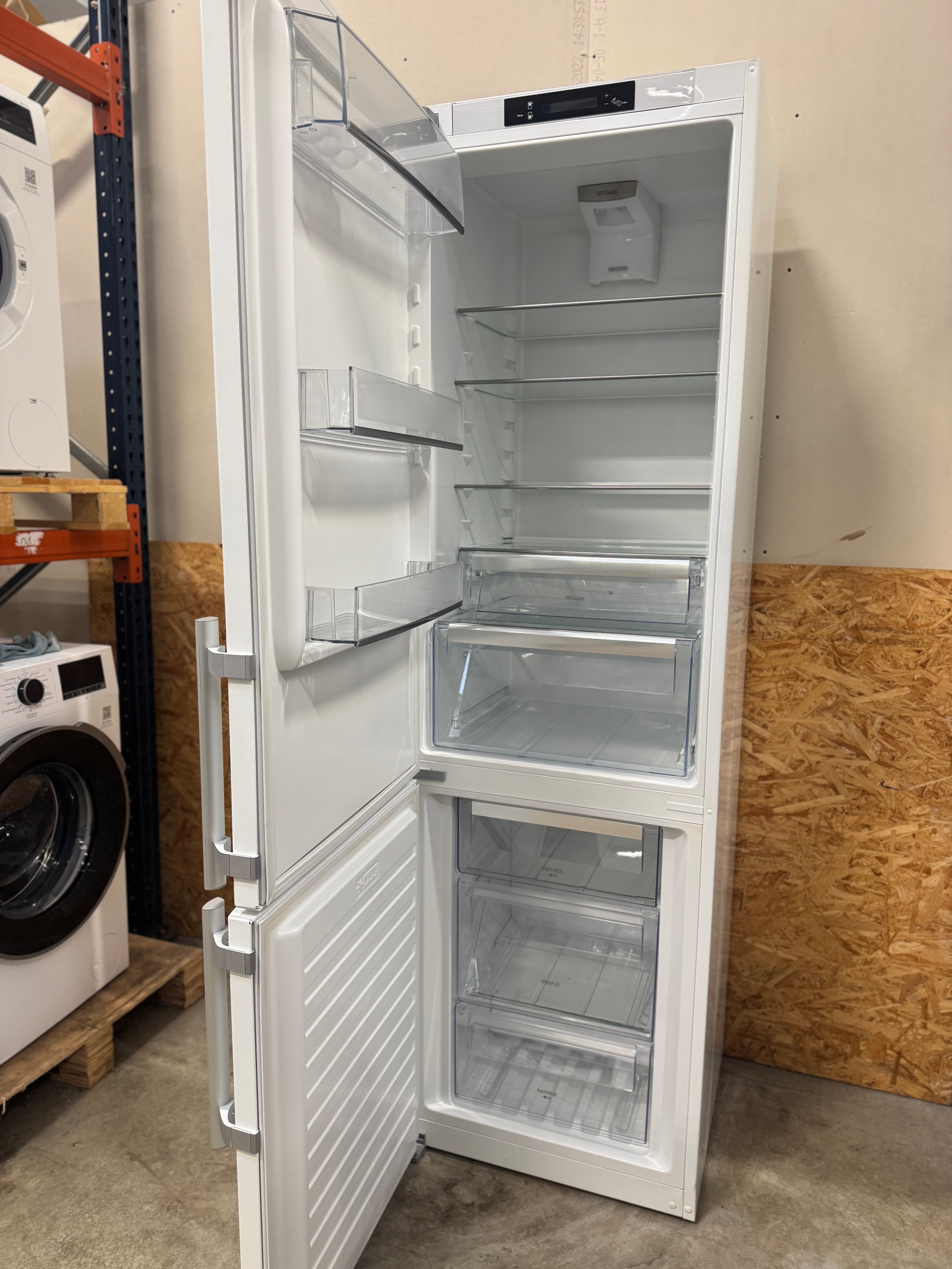 Electrolux køle/fryseskab EN3855MOW - D17762