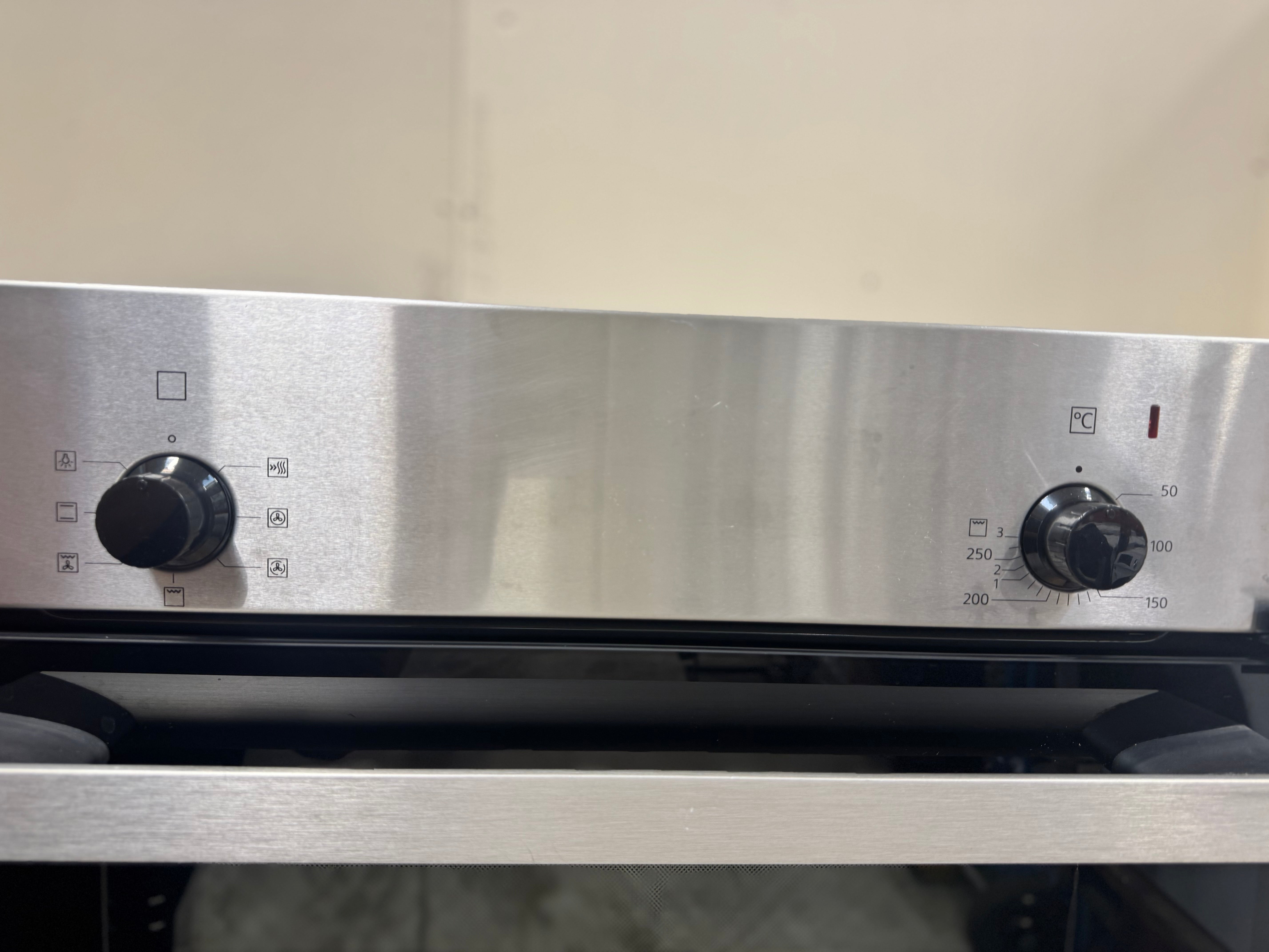 Siemens indbygningsovn HB010FBR0S - D17382