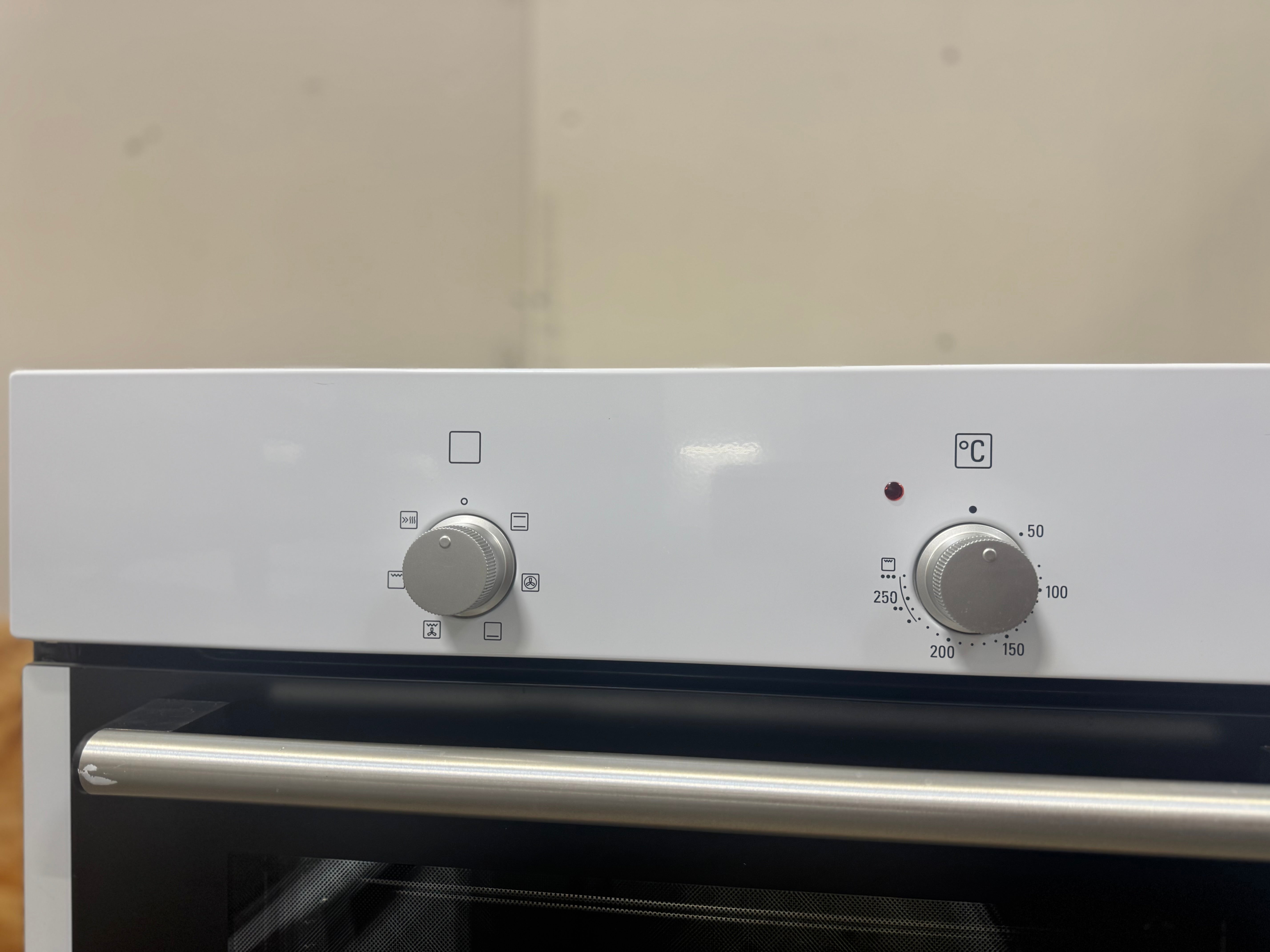 Siemens indbygningsovn HB301W2S - D16176