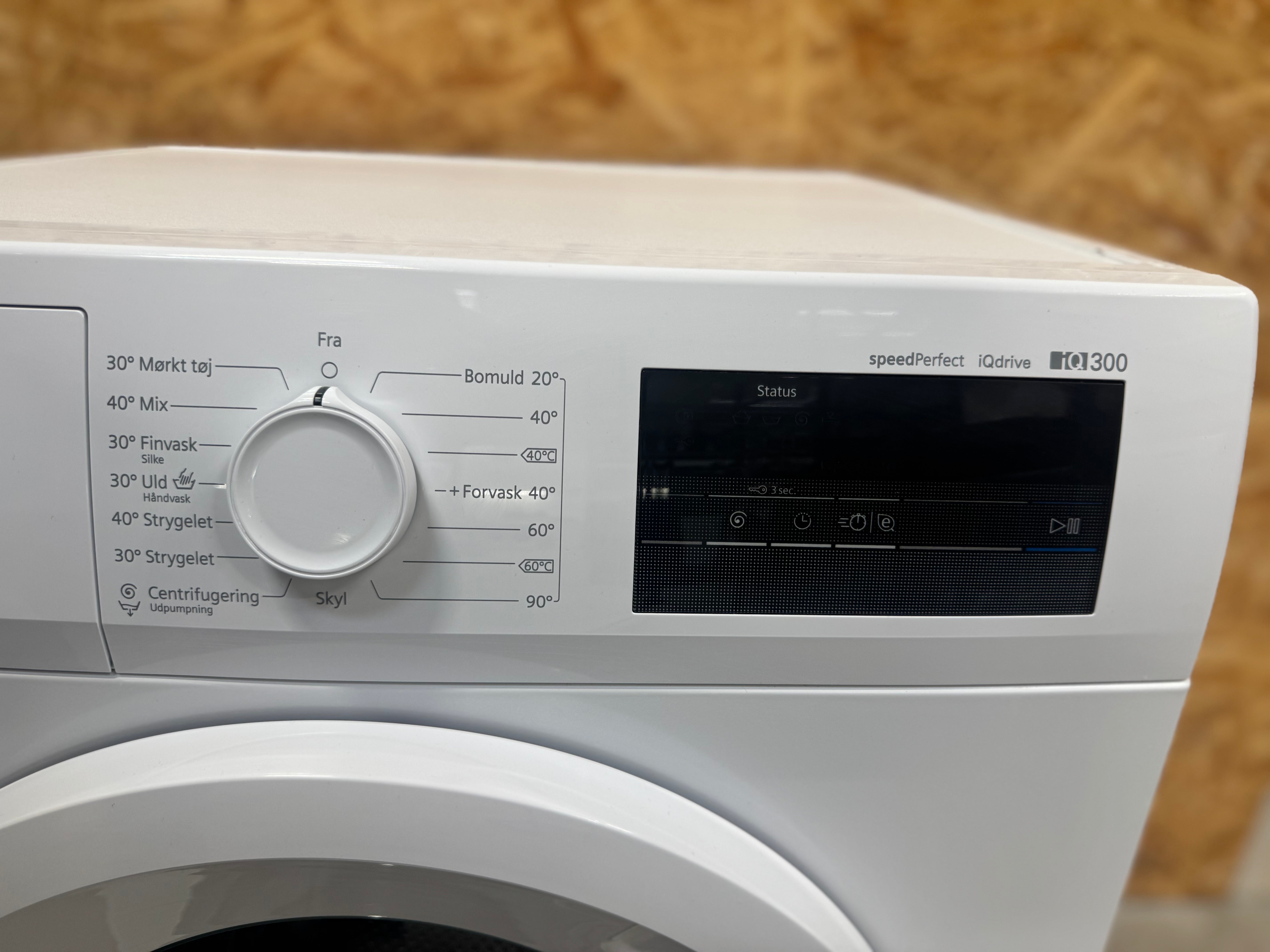 Siemens iQ300 vaskemaskine WM14N02LDN - D16987