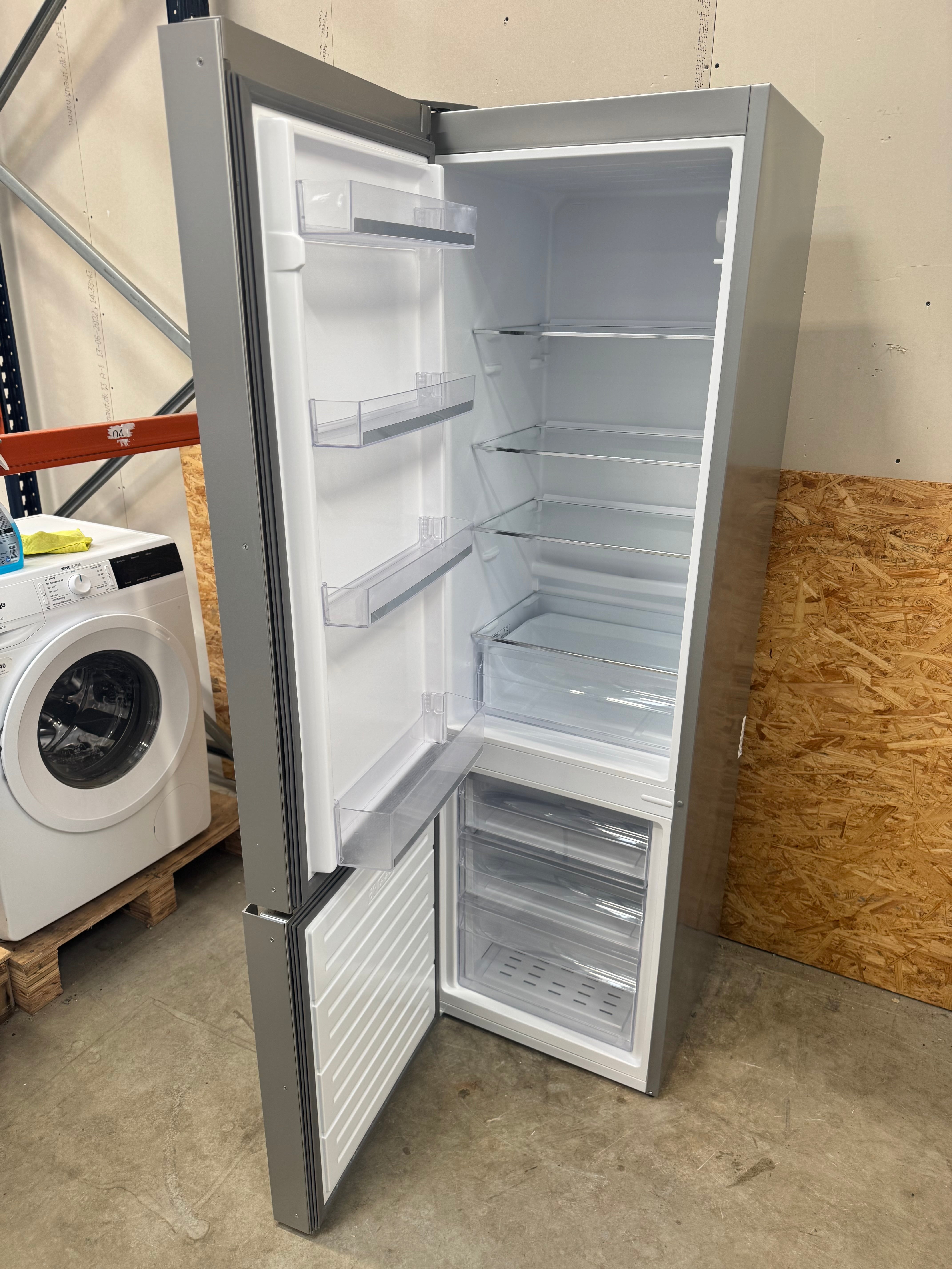 Gram køle/fryseskab KF471852 X/1 - D15020