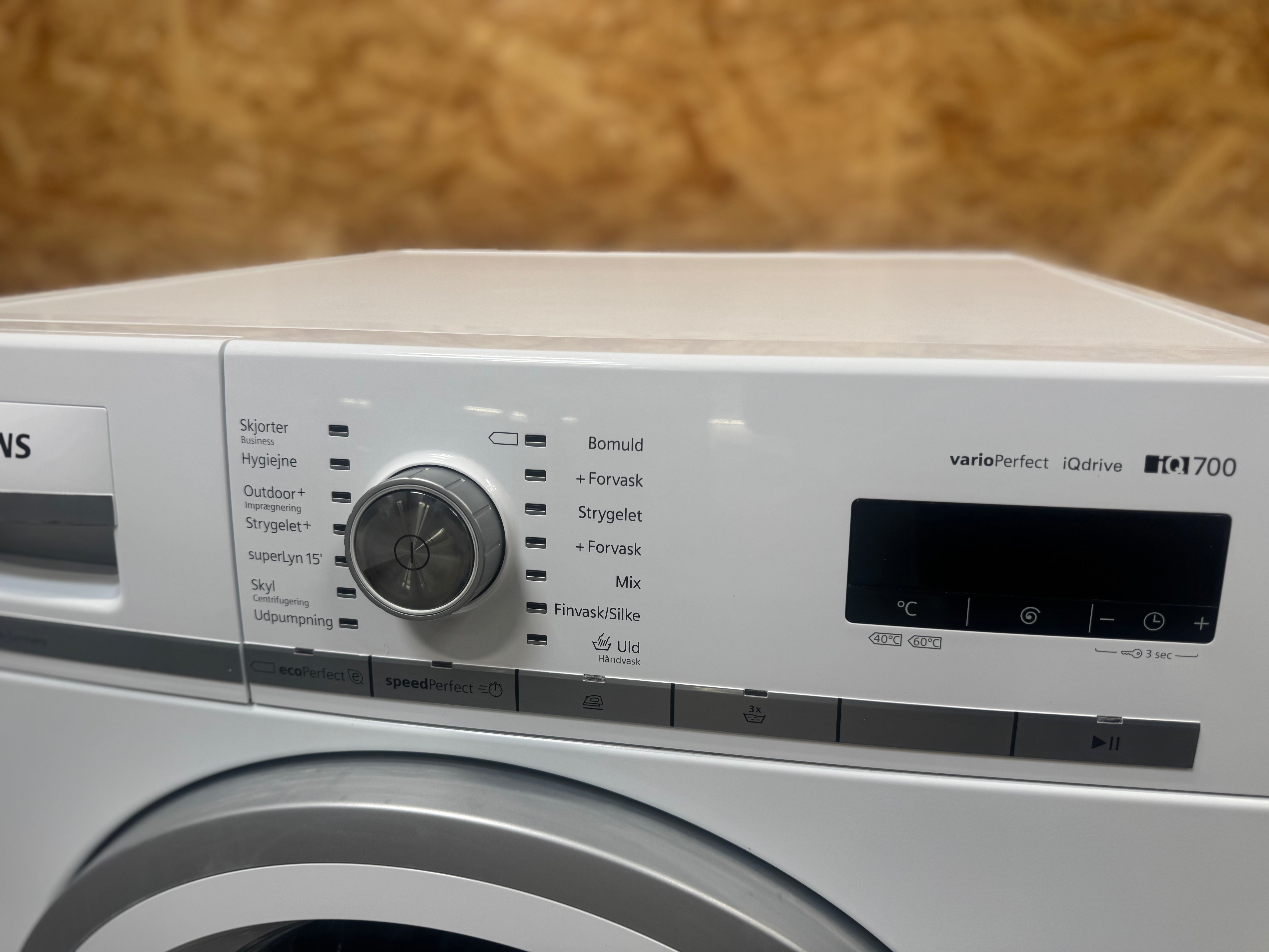 Siemens iQ700 vaskemaskine WM16W468DN - D16315