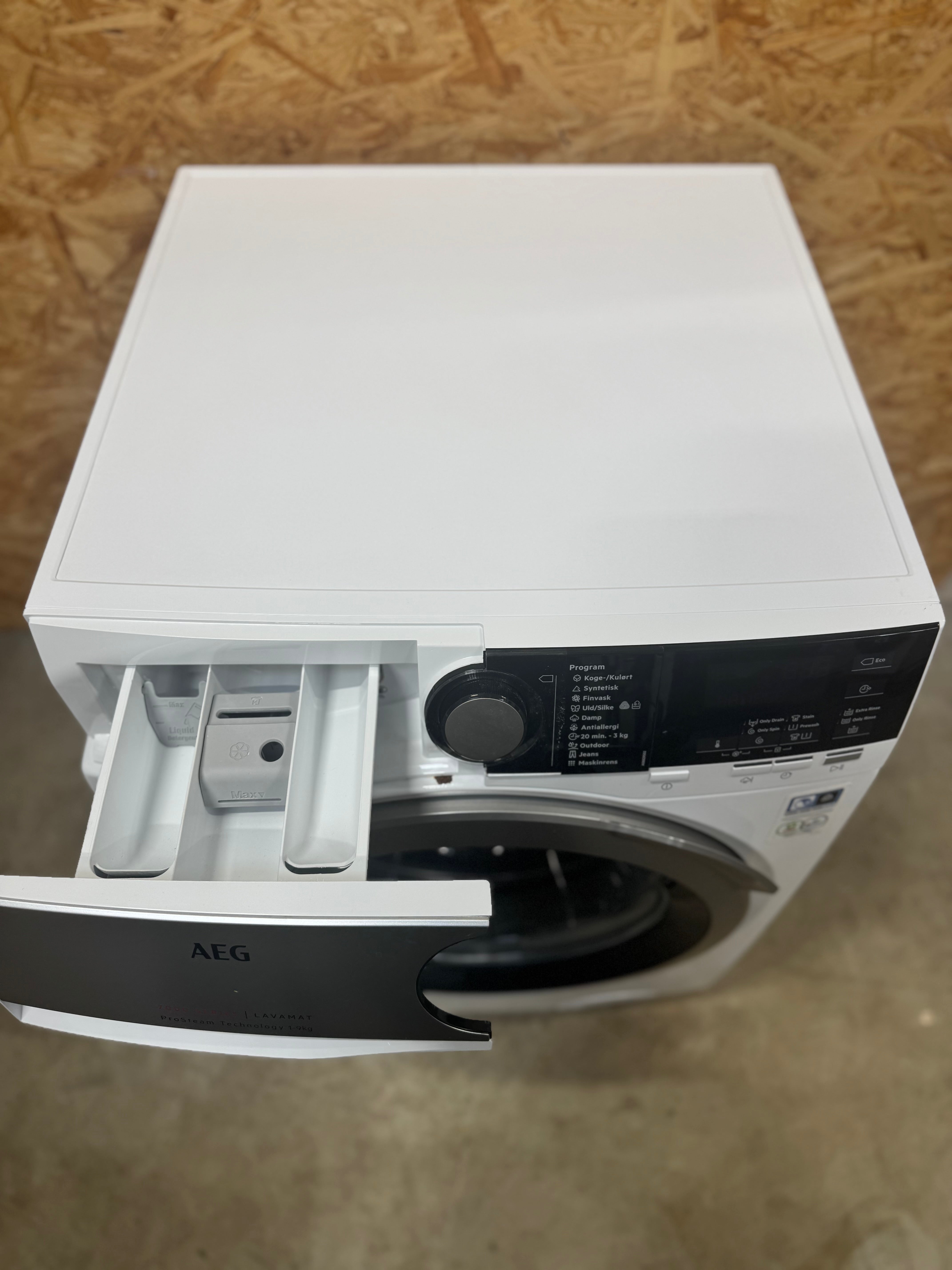 AEG ProSteam 9 kg. vaskemaskine L7FEP947E - D14718