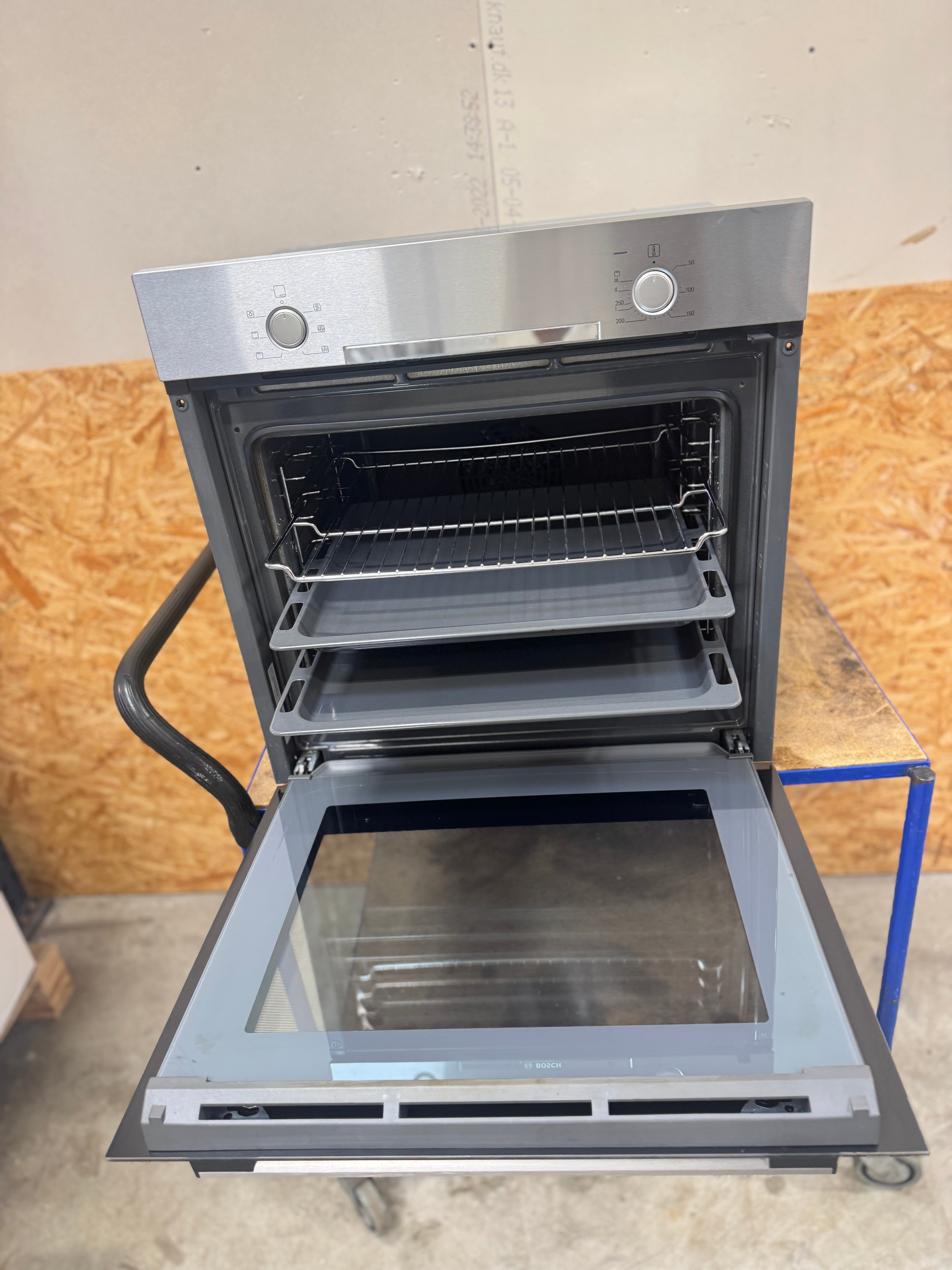 Bosch indbygningsovn HBA530BS0S - D16554