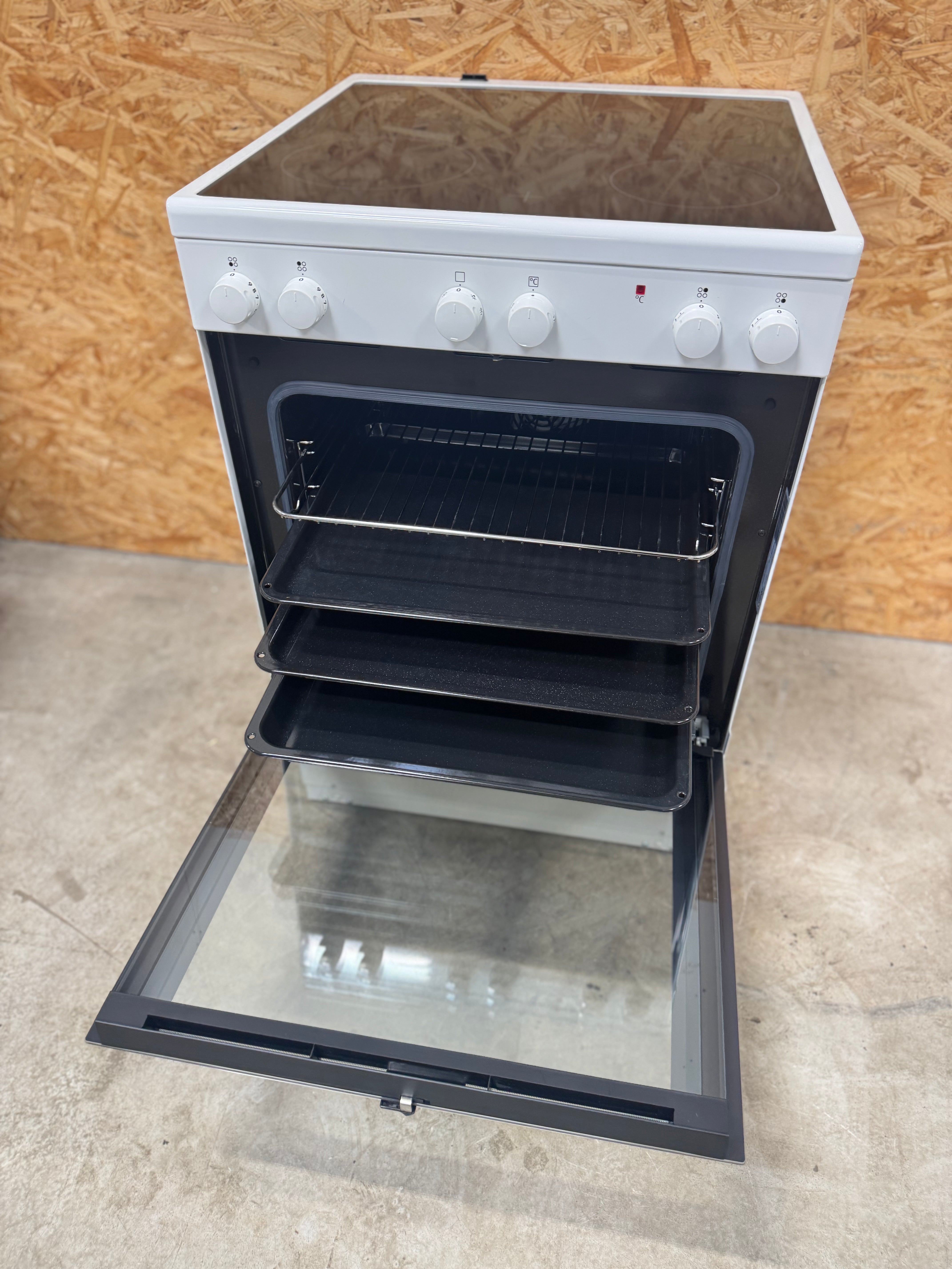 Voss keramisk komfur ELK13000HV - D15800