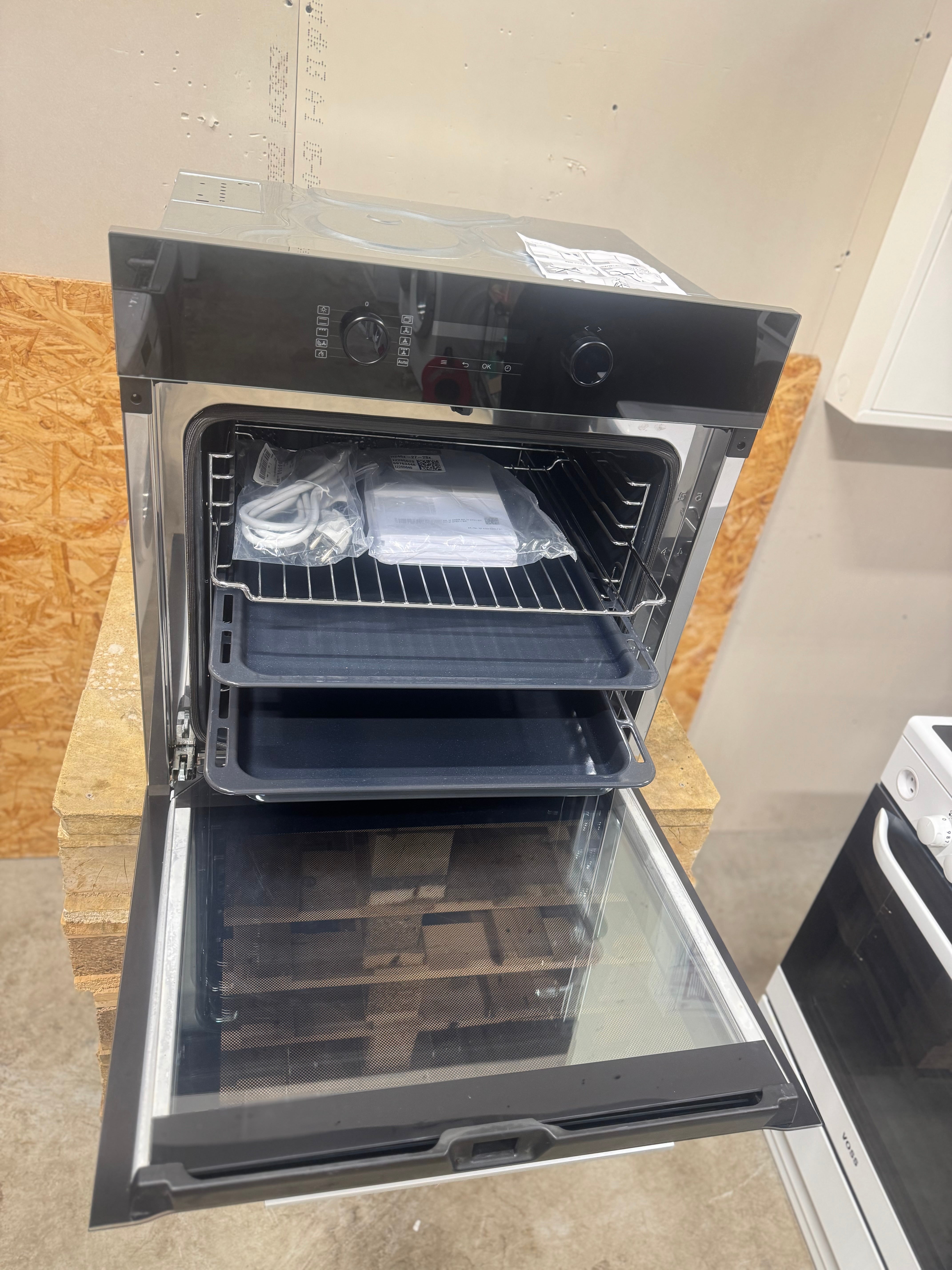 Miele indbygningsovn H2467BP - D17579