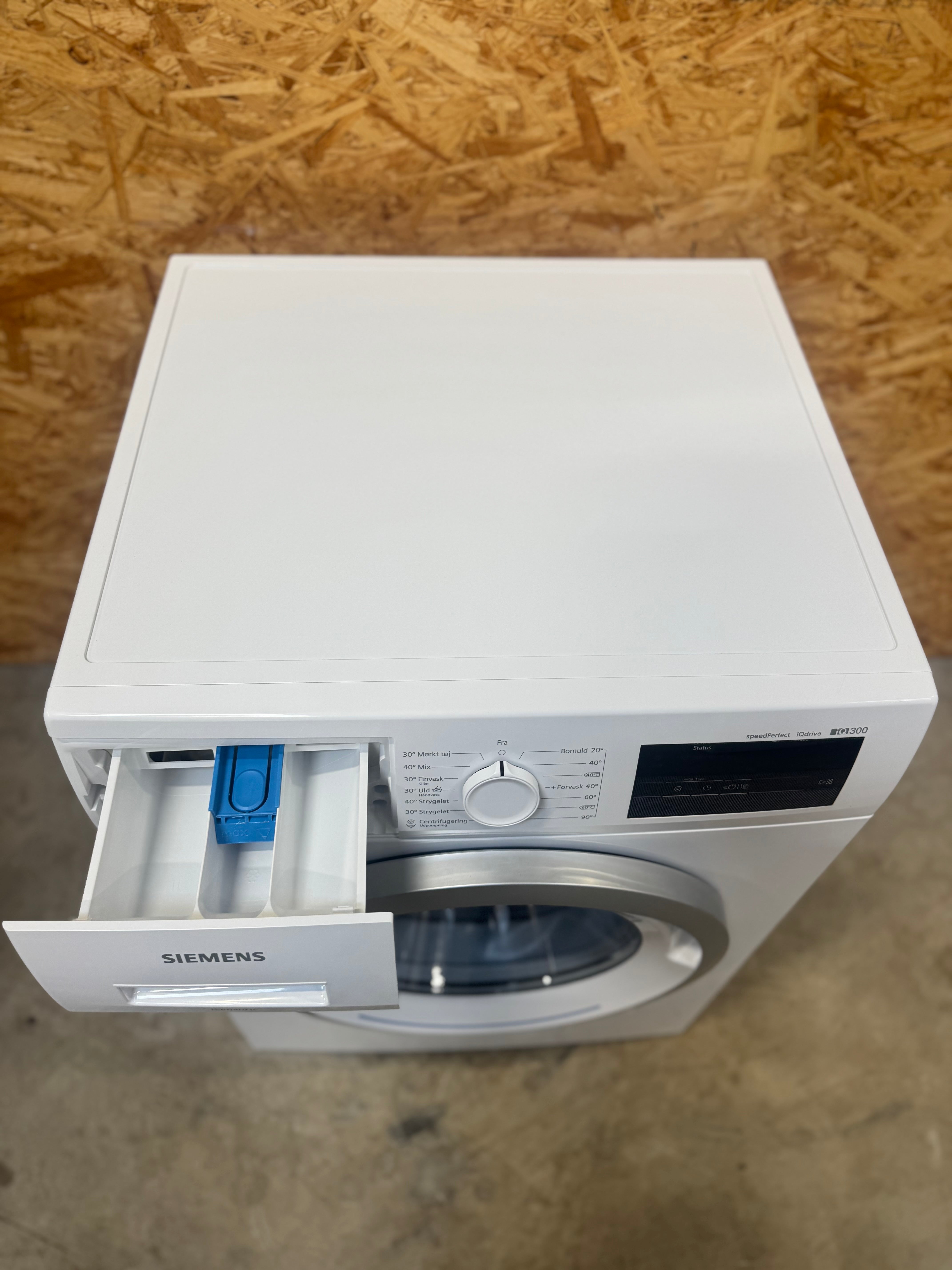 Siemens iQ300 vaskemaskine WM14N0L7DN - D16000