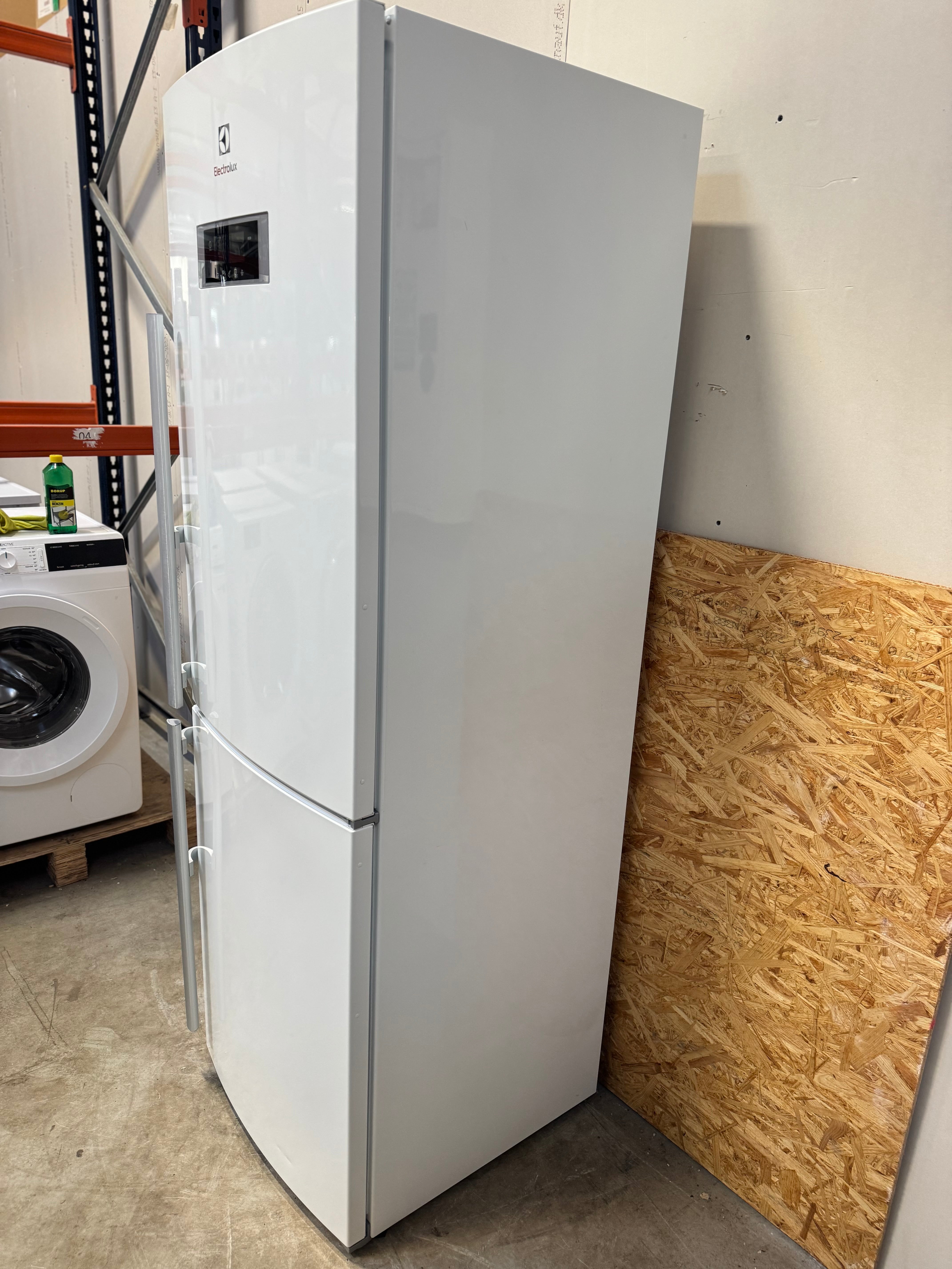 Electrolux køle/fryseskab EN3488MOW - D15144