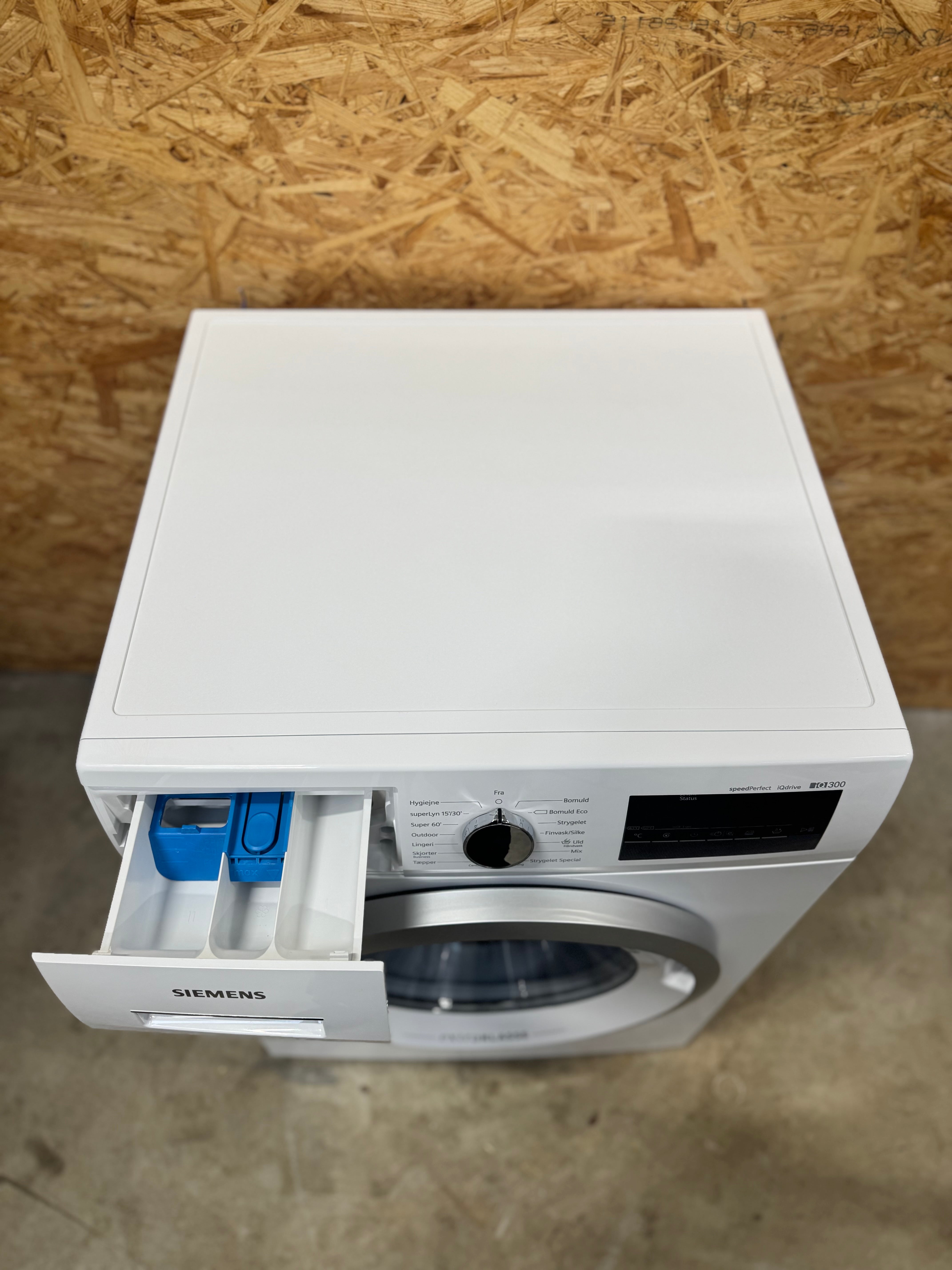 Siemens iQ300 vaskemaskine WM12N2C7DN - D14596