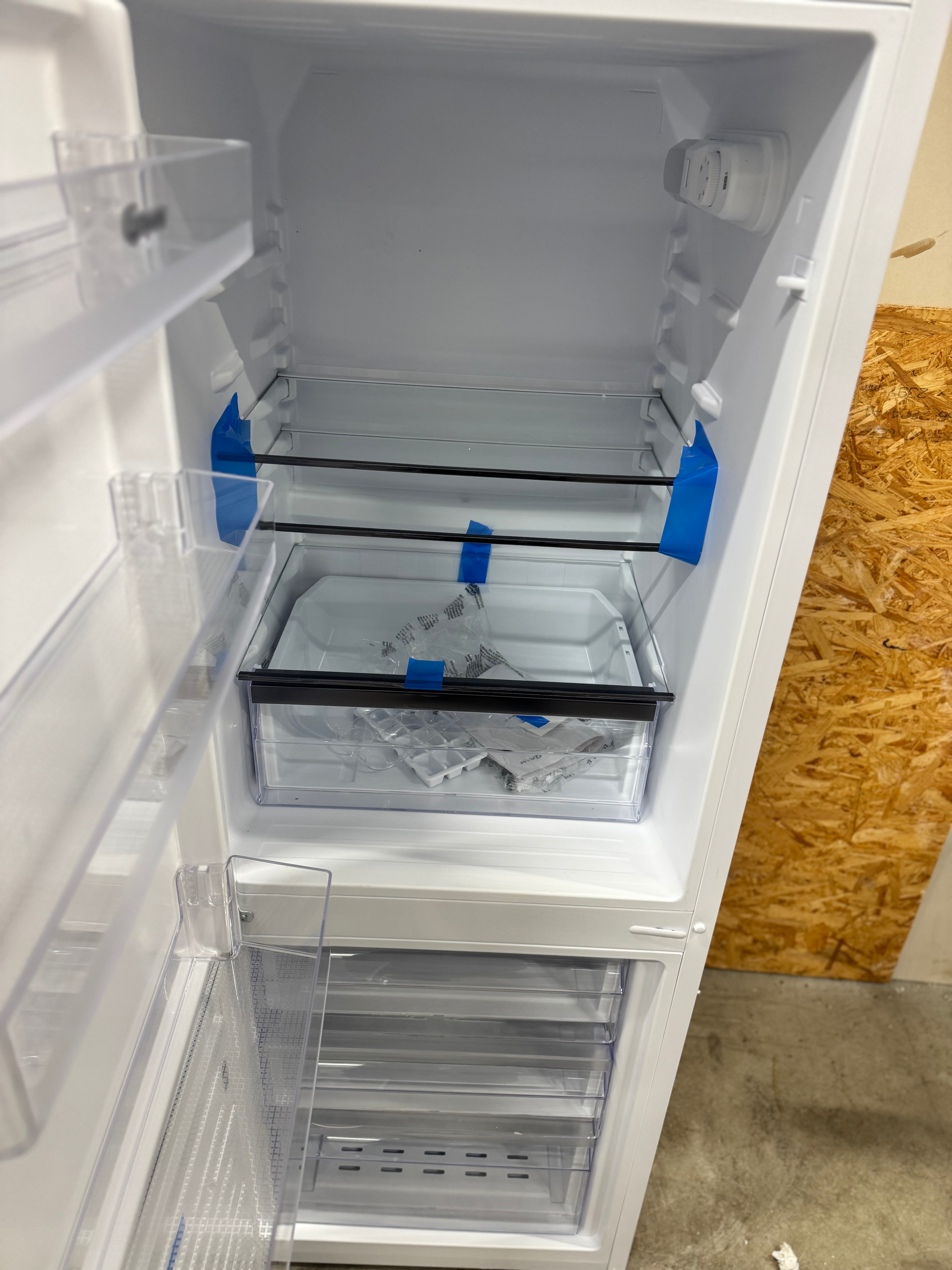 Gram køle/fryseskab KF471554 - D15463