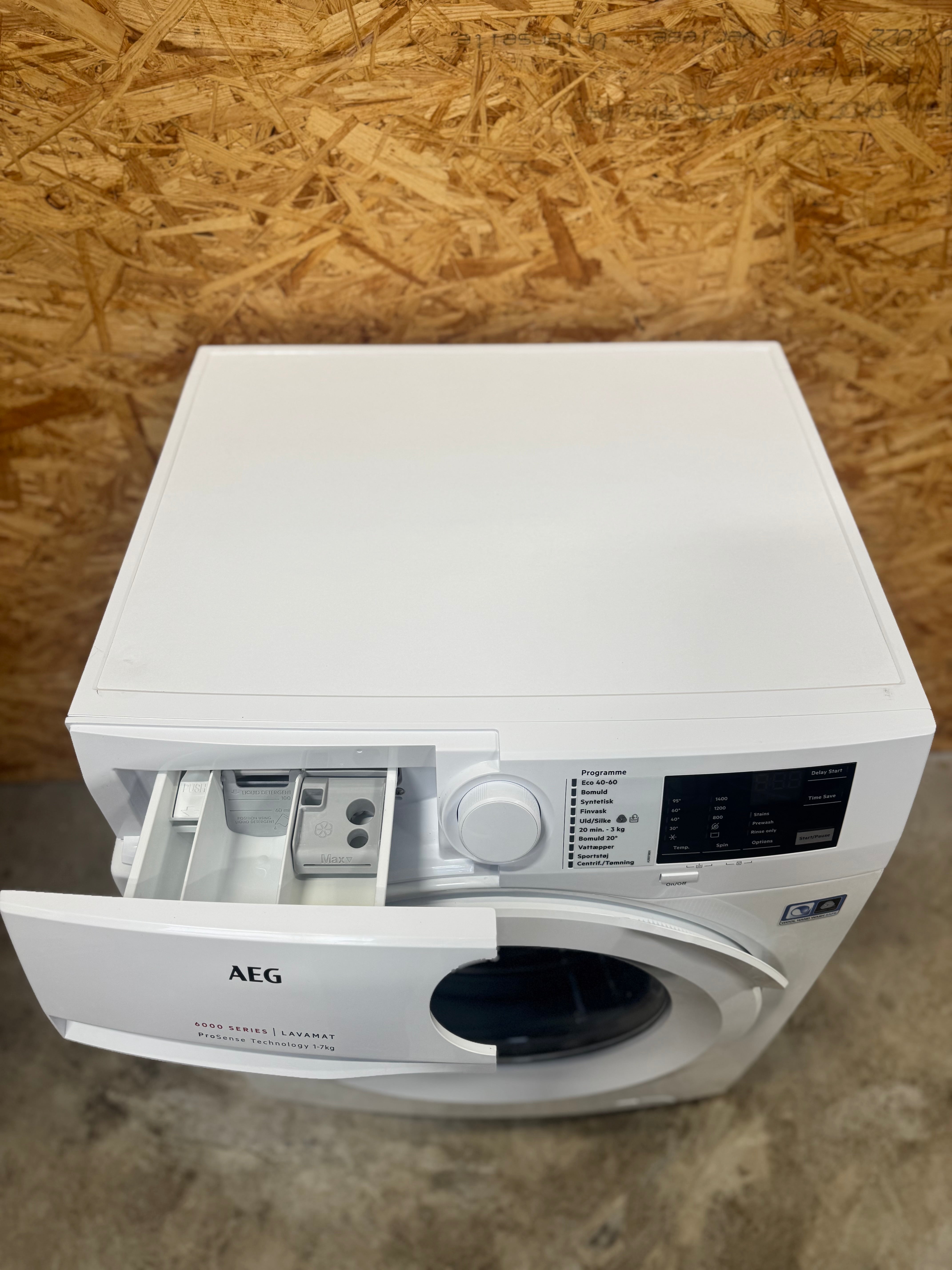 AEG vaskemaskine L6FBL742I - D17526