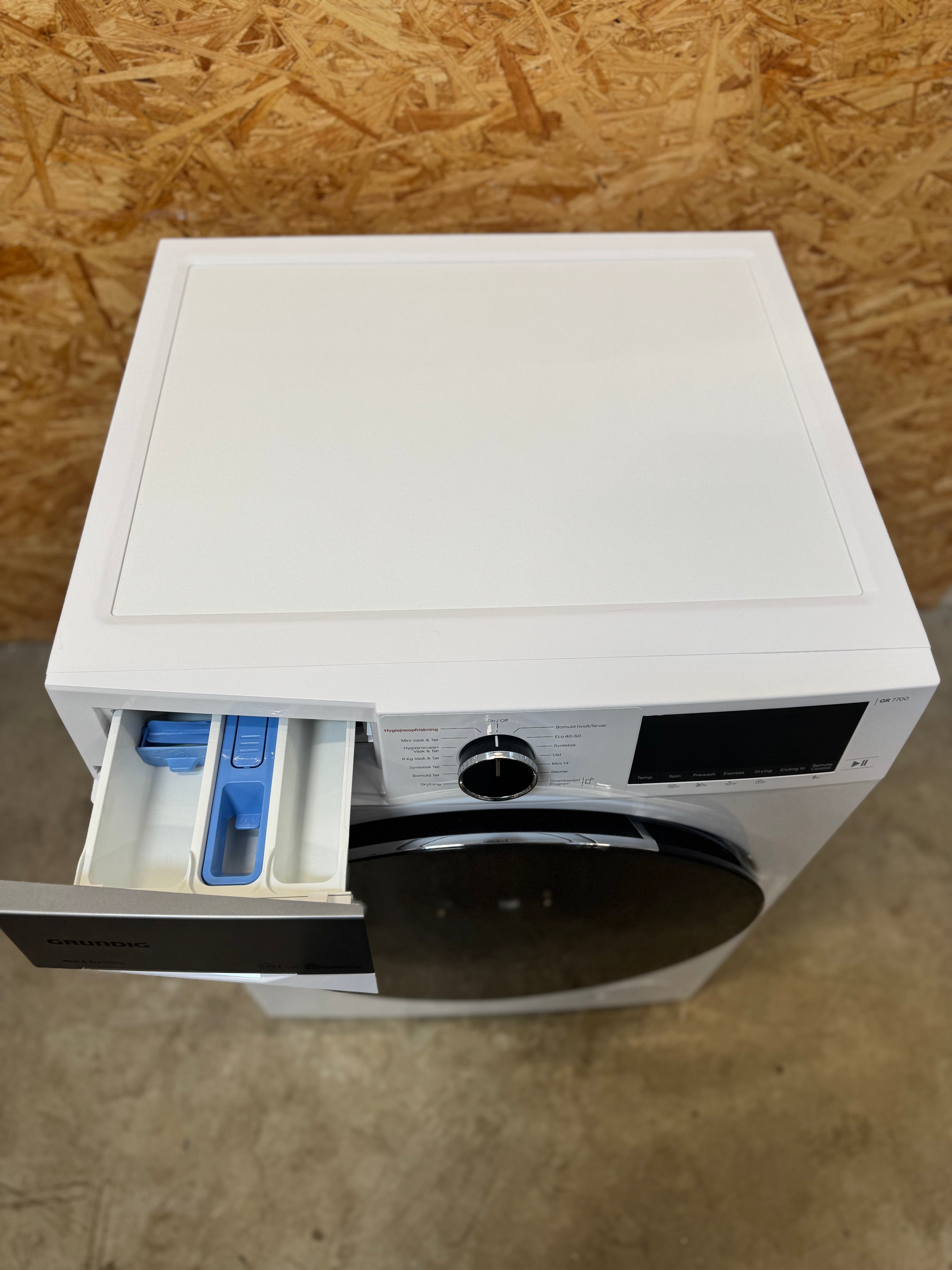 GRUNDIG vaske-tørremaskine GDP5104427W - D15005