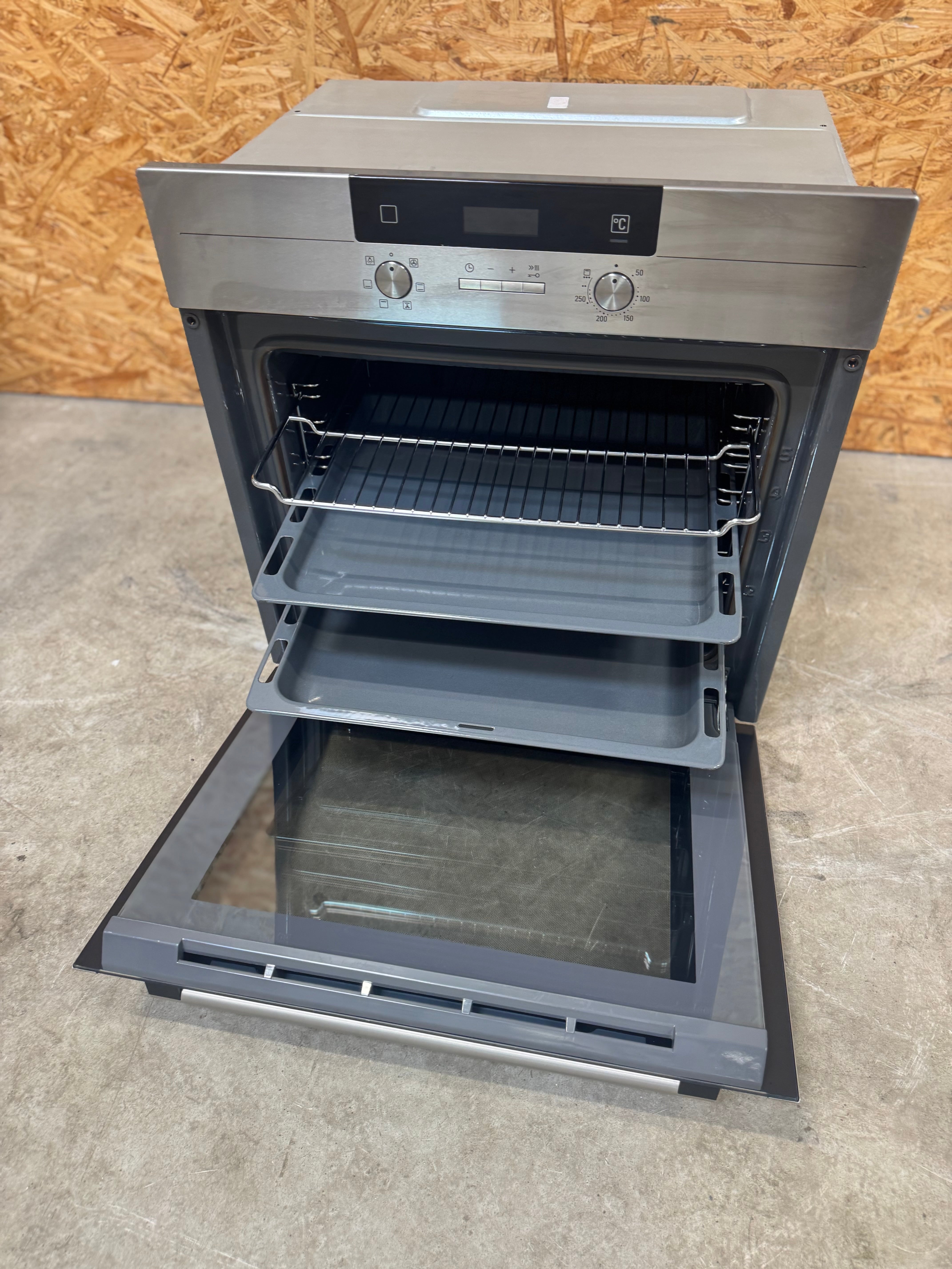 Siemens iQ500 indbygningsovn HB23AB522S - D16098