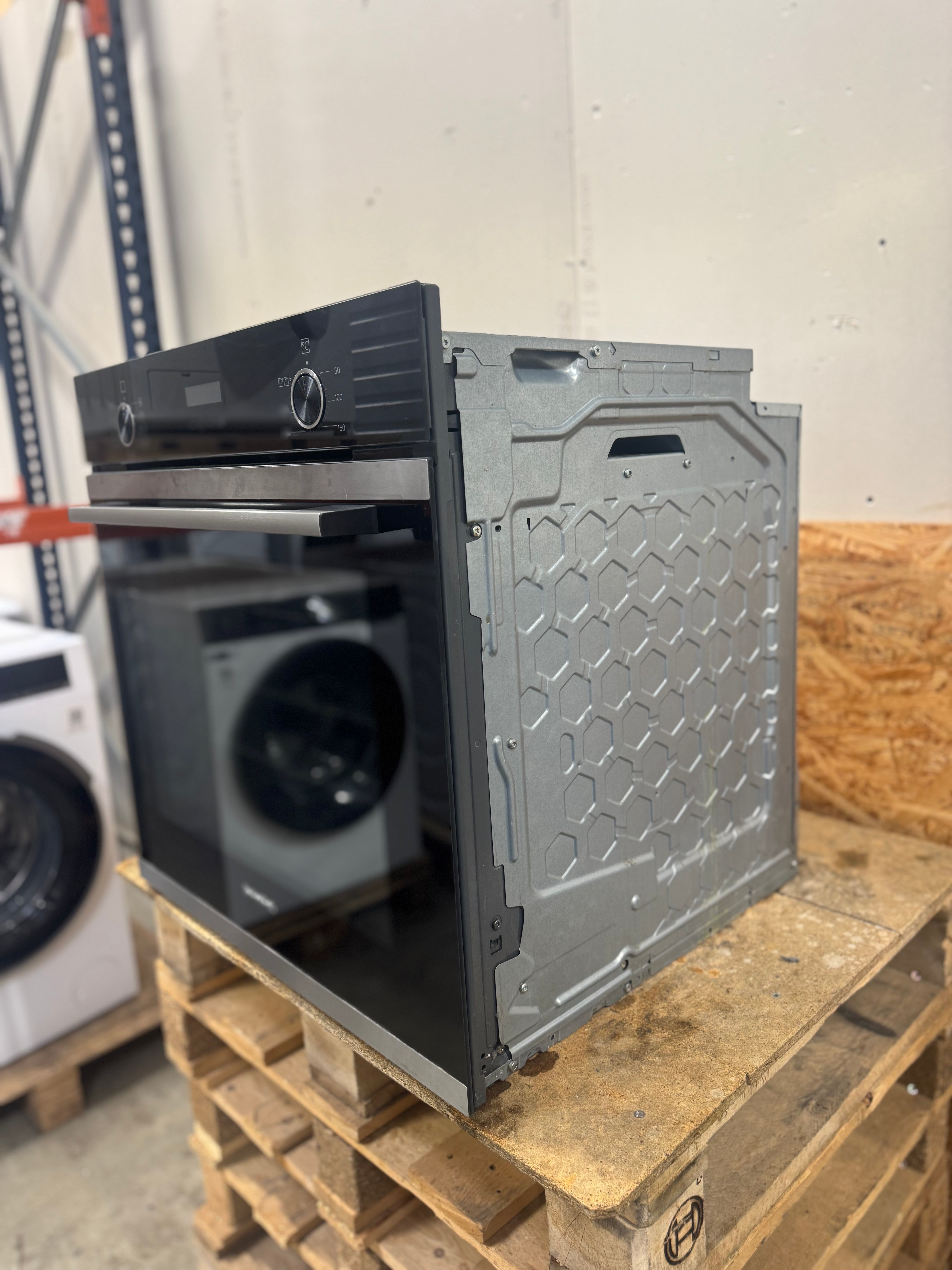 Siemens iQ300 indbygningsovn HB273ABS0S - D18145