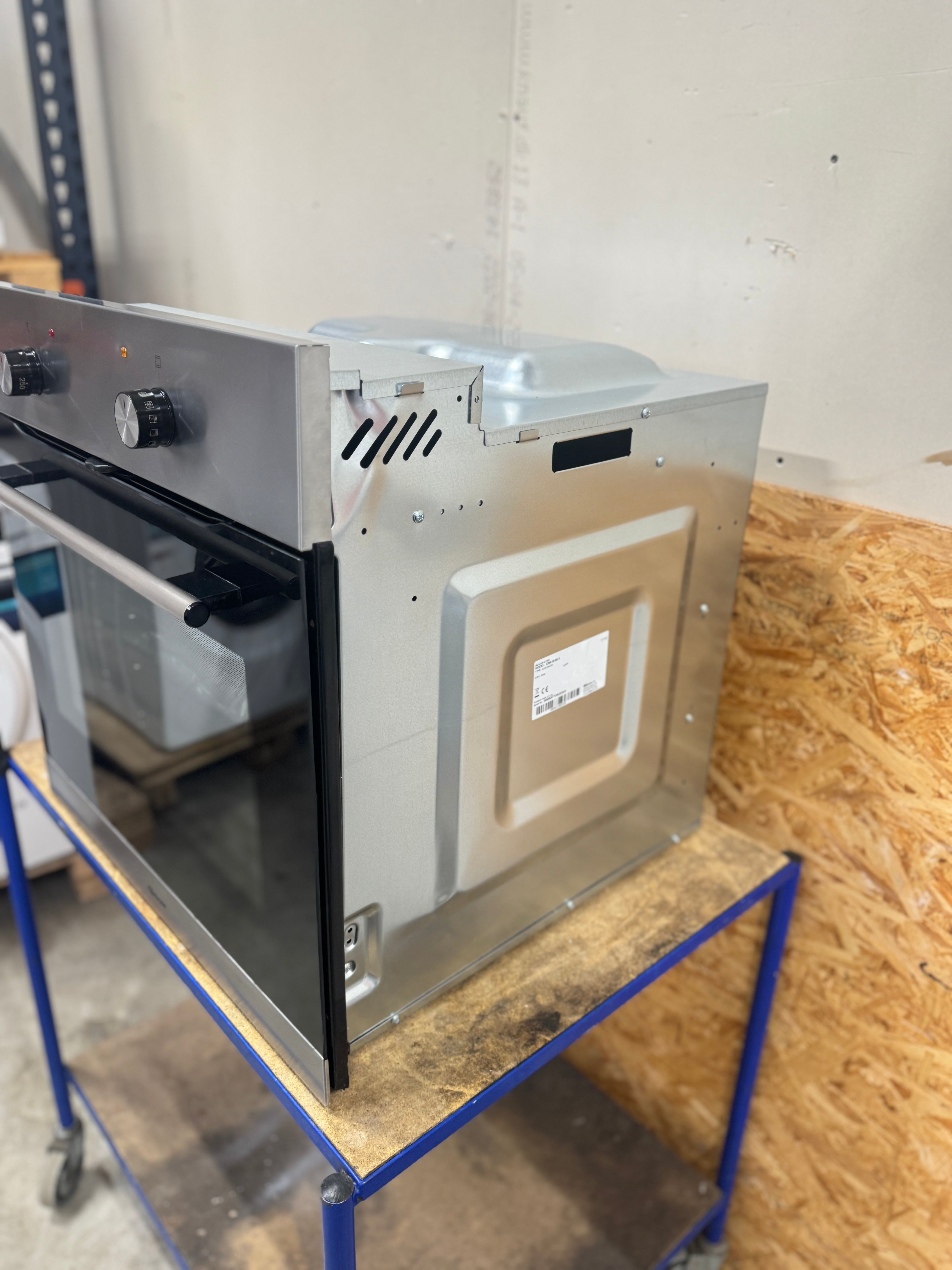 Gram indbygningsovn IO5610-90X - D16948