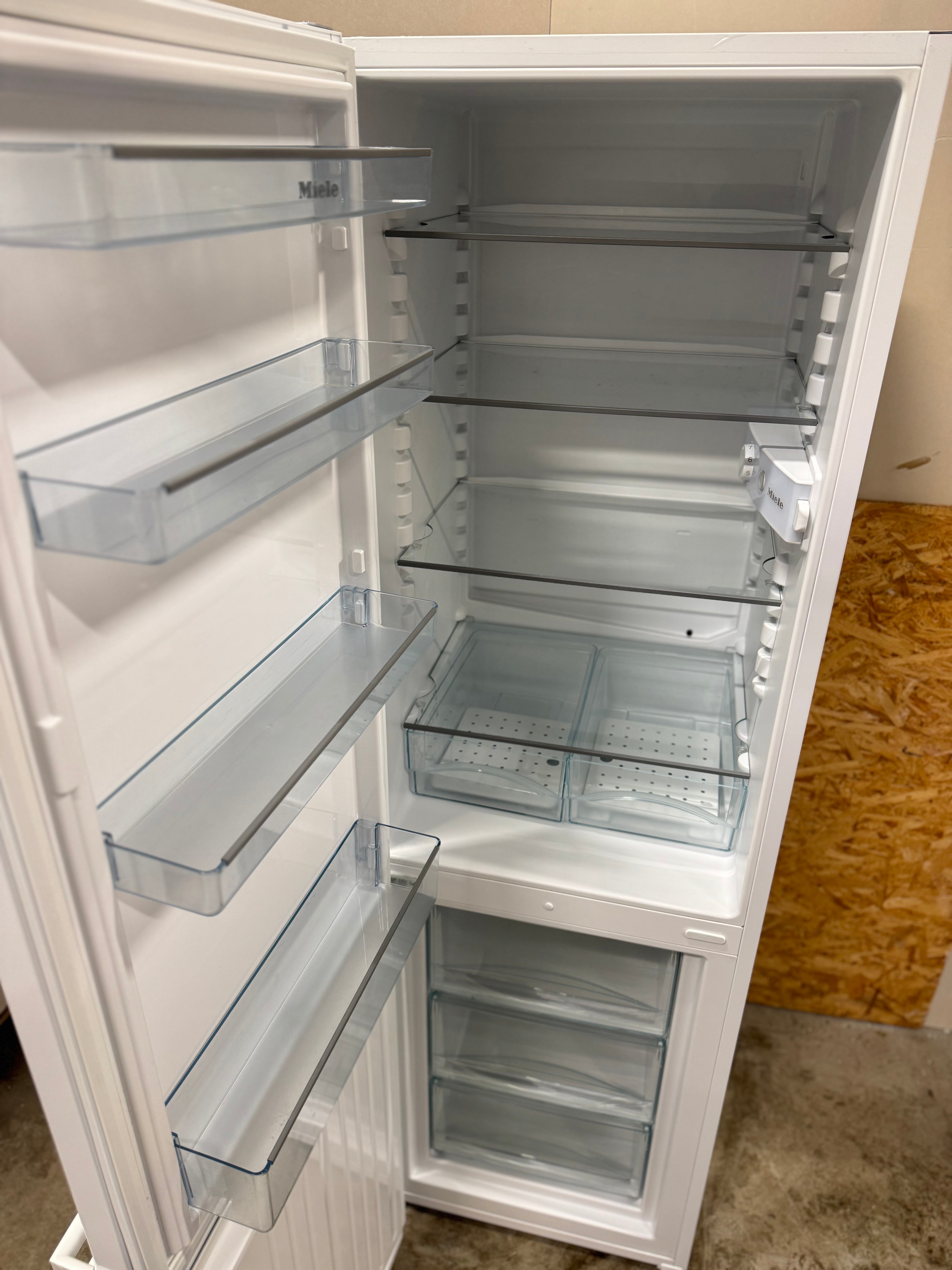 Miele køle/fryseskab KD28052WS - D17362