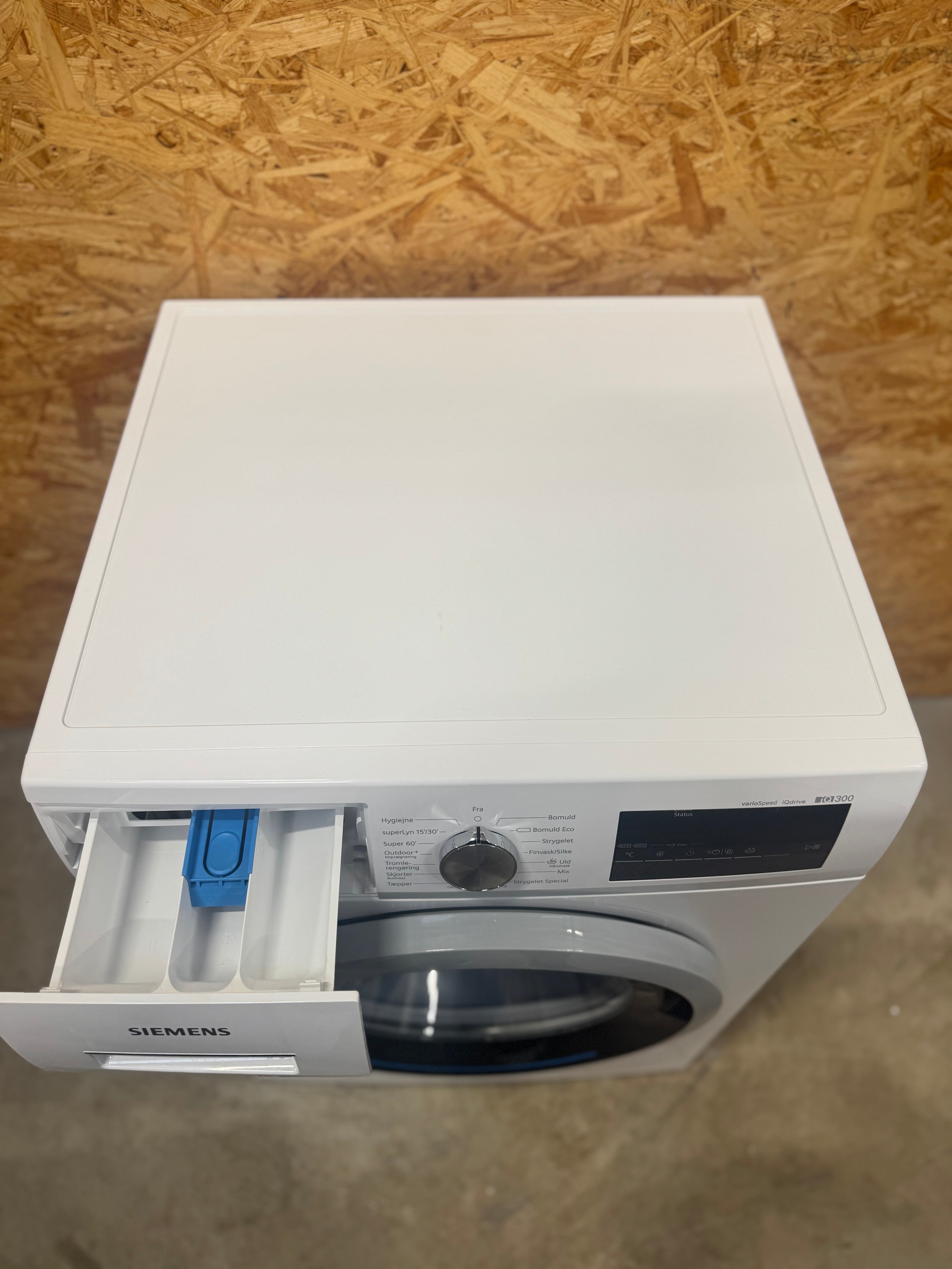 Siemens iQ300 vaskemaskine WM14N1B8DN - D16023