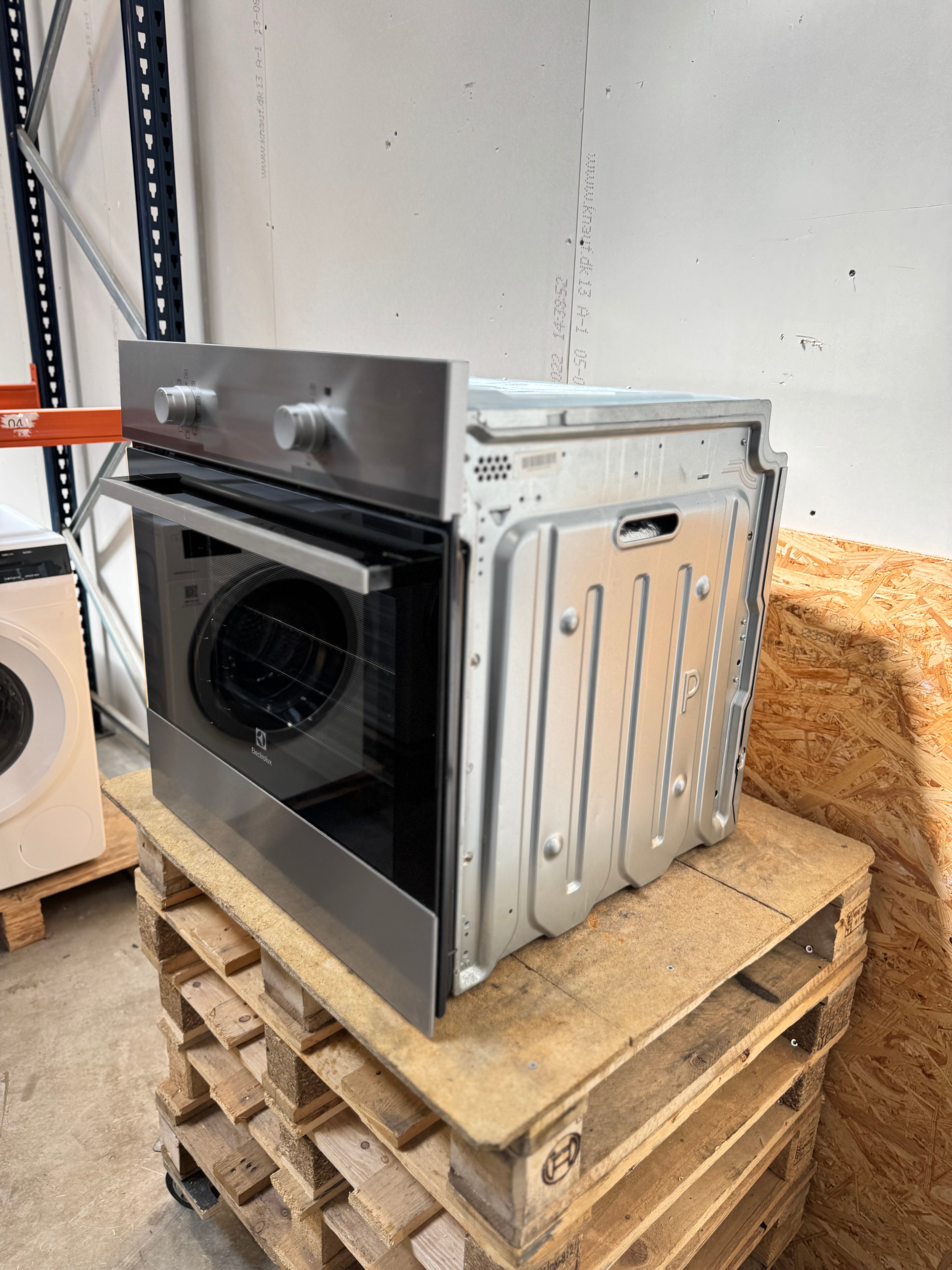 Electrolux indbygningsovn EKB100X - D15495